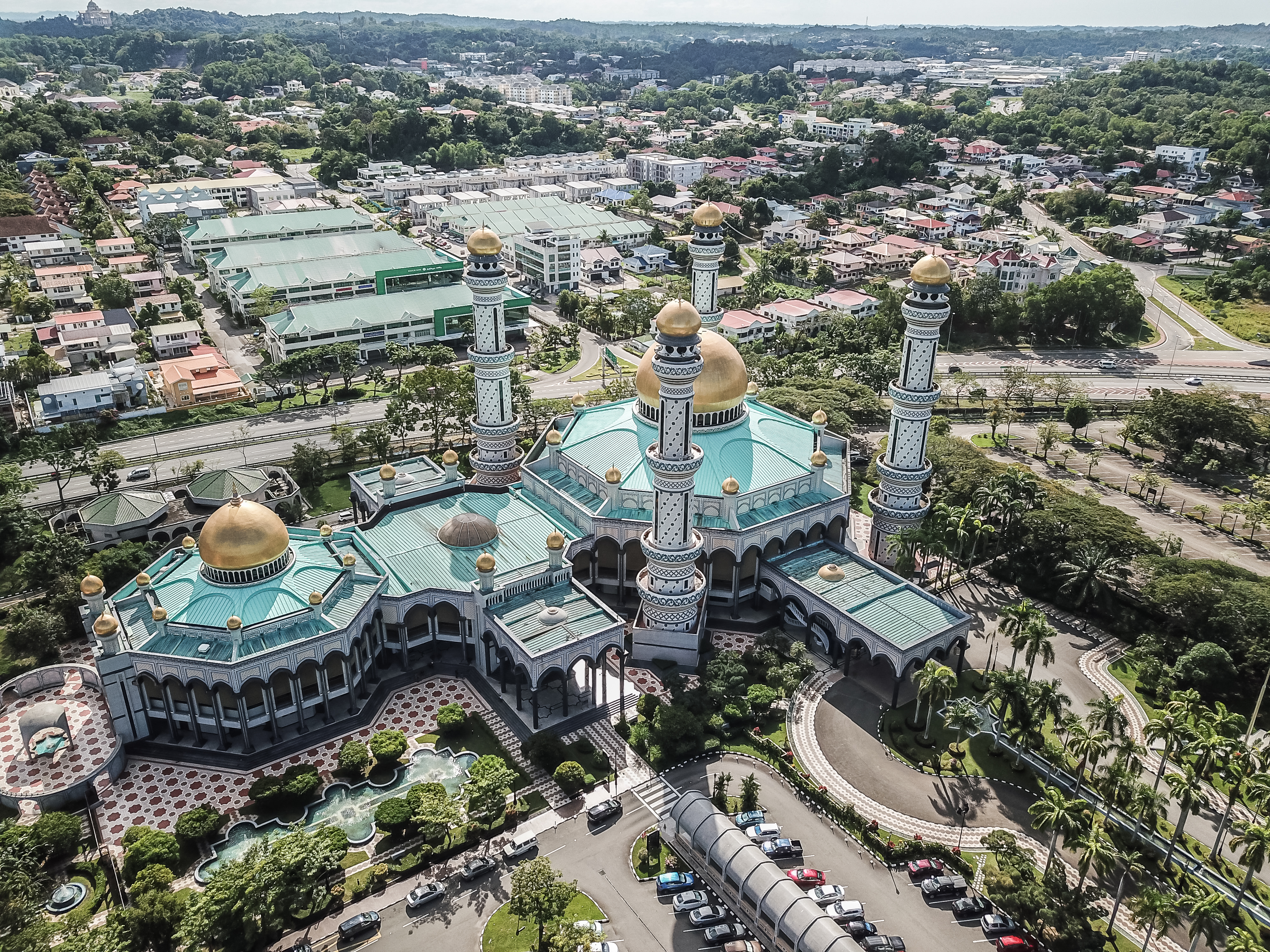 傑米清真寺傑米清真寺（Jame' Asr Hassanil Bolkiah Mosque）。