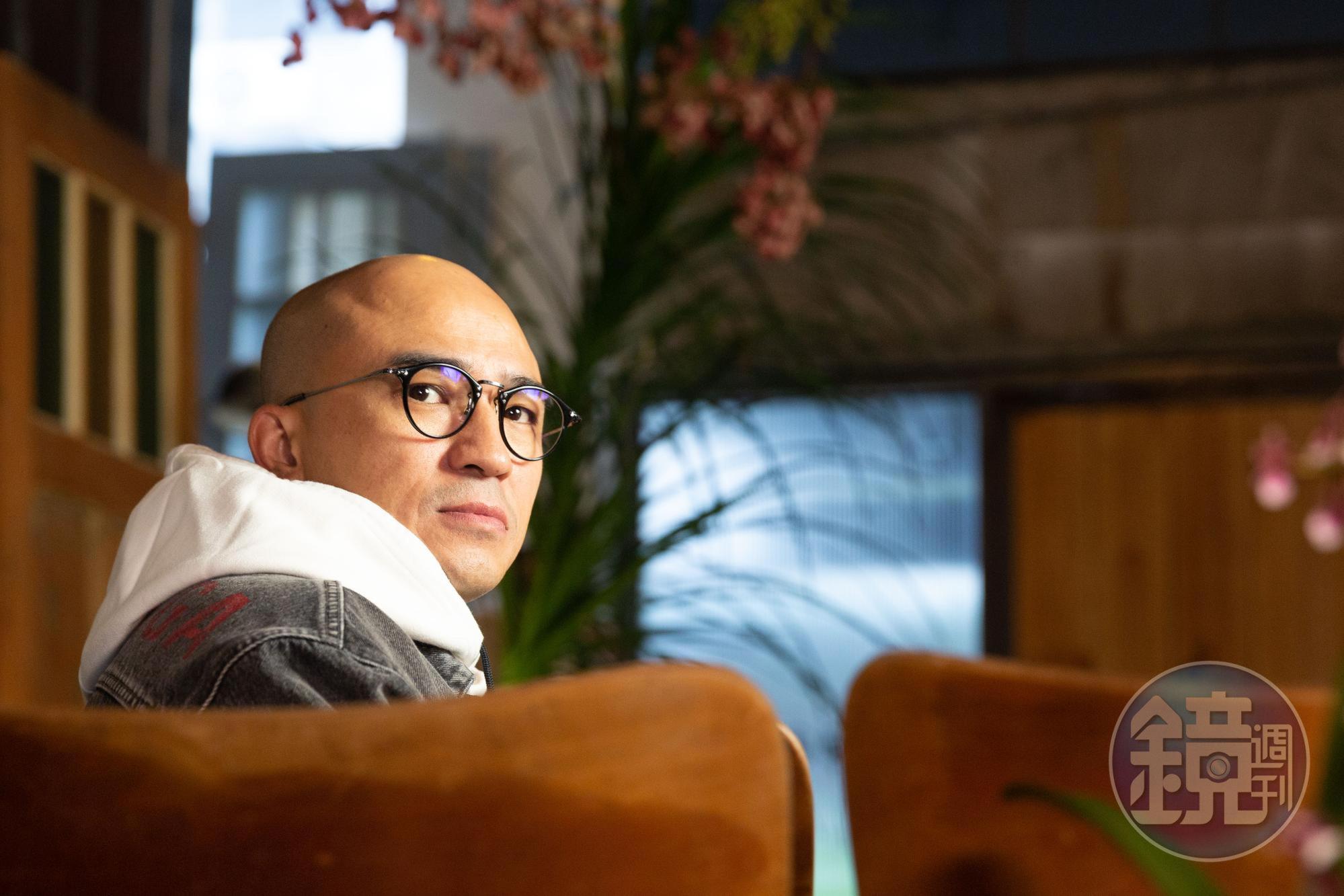出道22年的小馬倪子鈞重拾歌手身分,推出同名專輯《倪子鈞》。