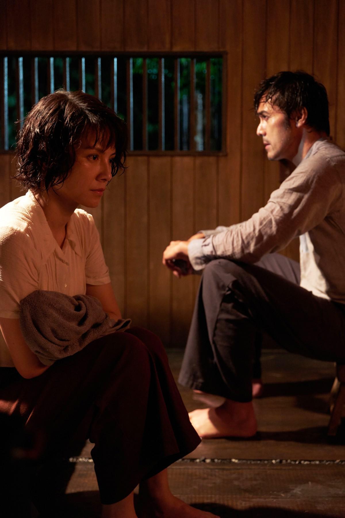 對李心潔與阿部寬來說,情緒複雜的《夕霧花園》並不好演。(甲上提供)