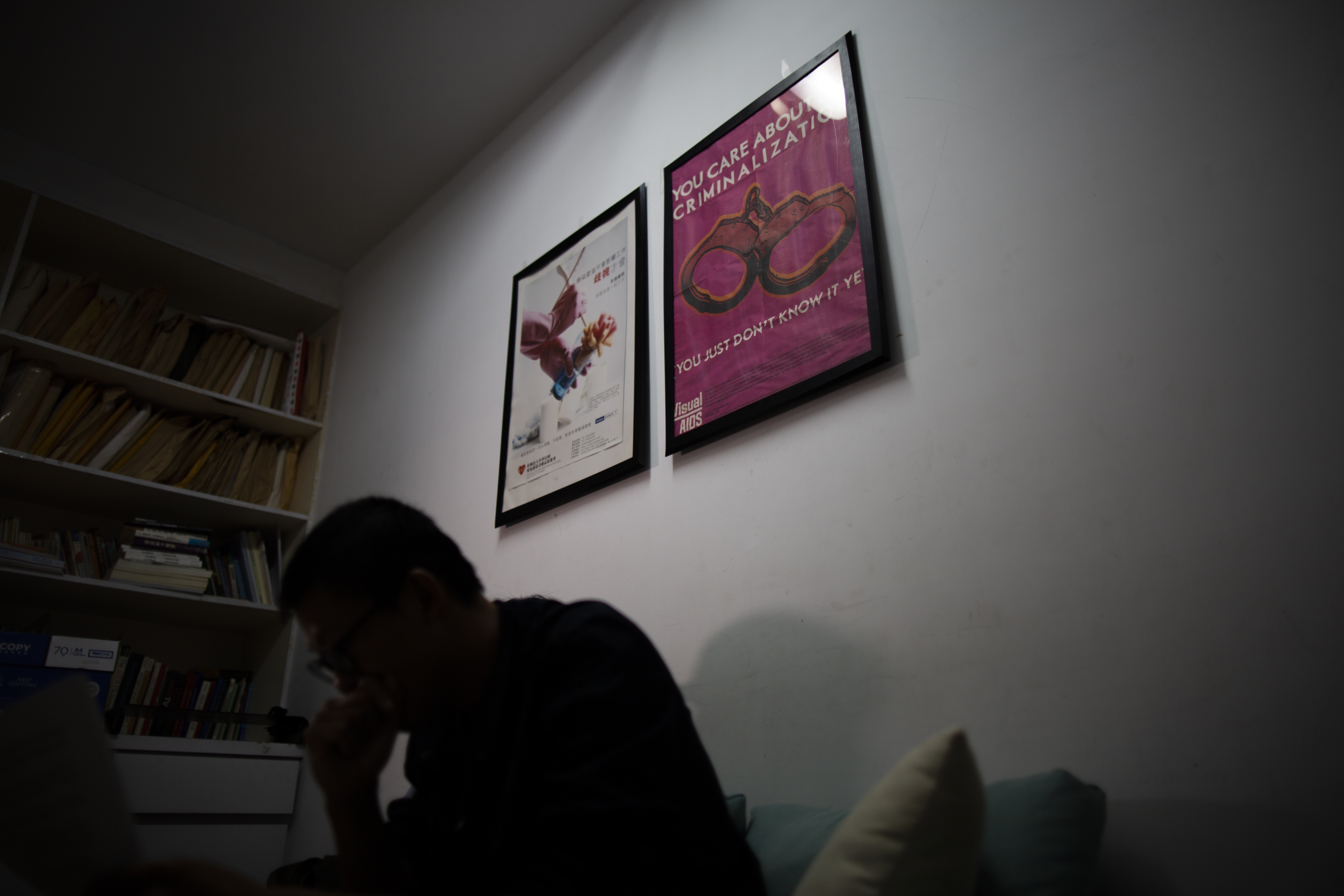 衛福部疾病管制署推估，台灣僅有84%的愛滋感染者接受篩檢，知道自己是感染者，成績未達預期，主因還是跟歧視有關。