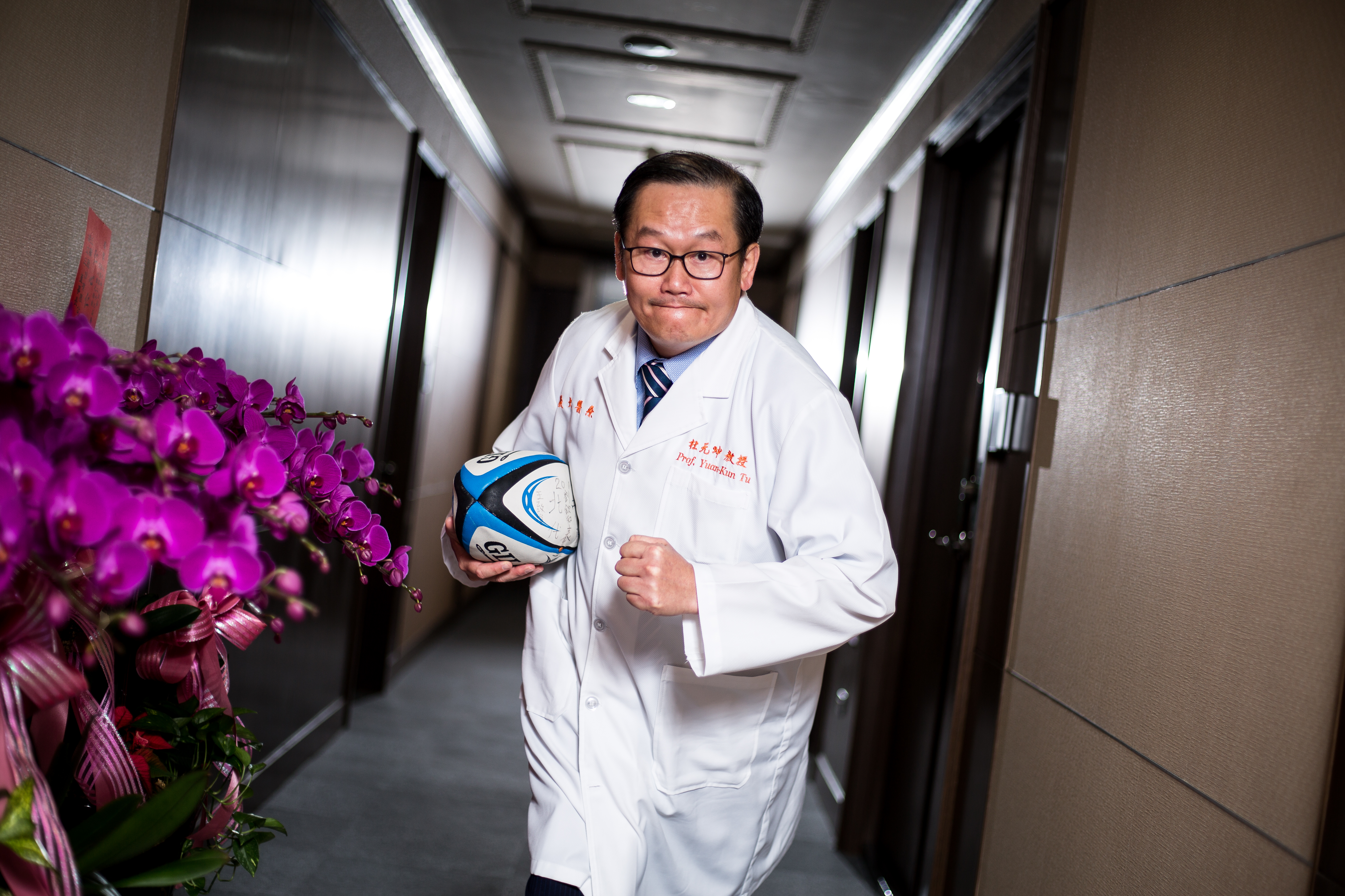 杜元坤至今仍常與北醫時代隊友相約打橄欖球。