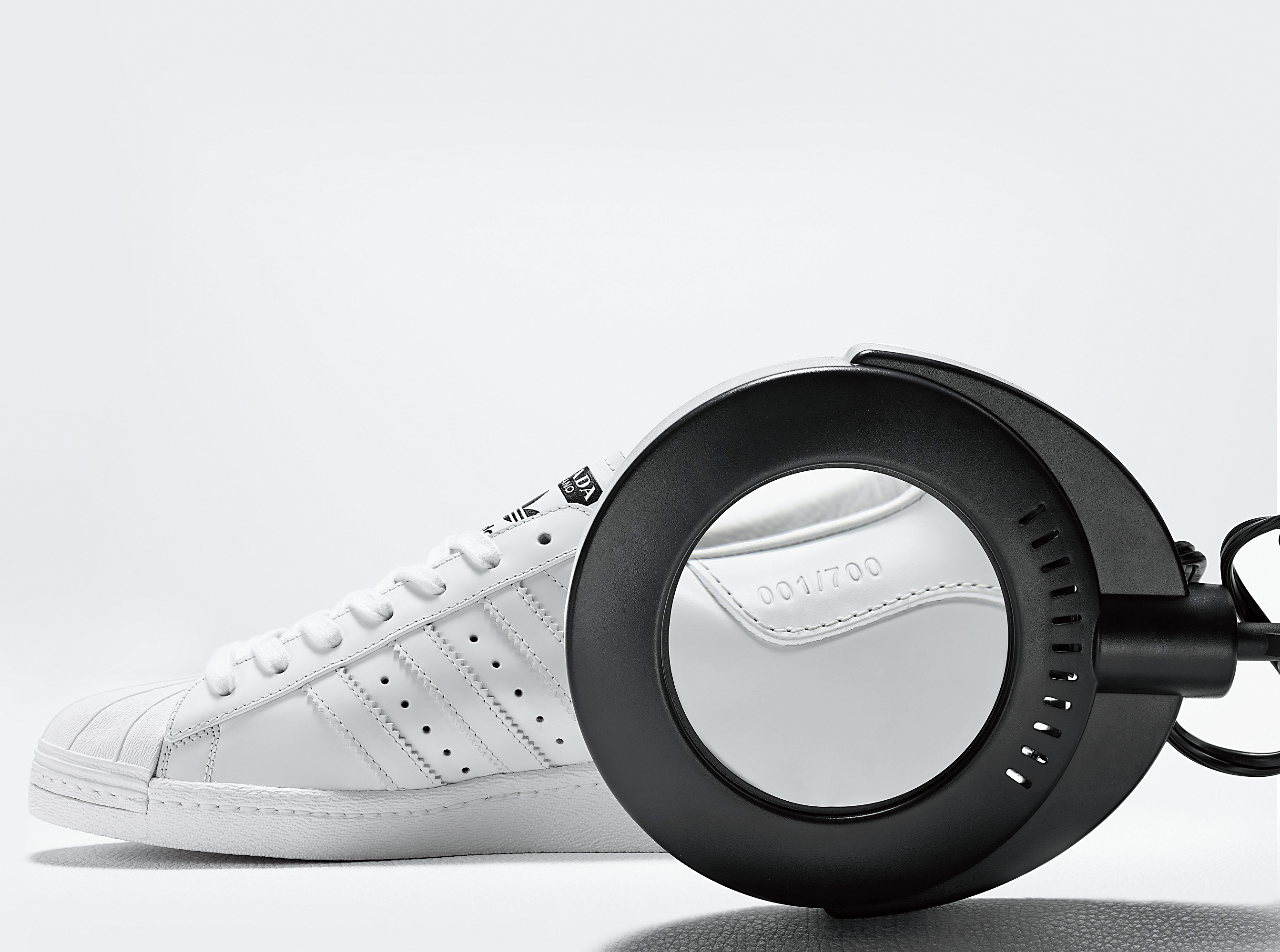 PRADA for adidas限量聯名系列,全台僅在台北新光三越A9館獨家販售。(PRADA提供)