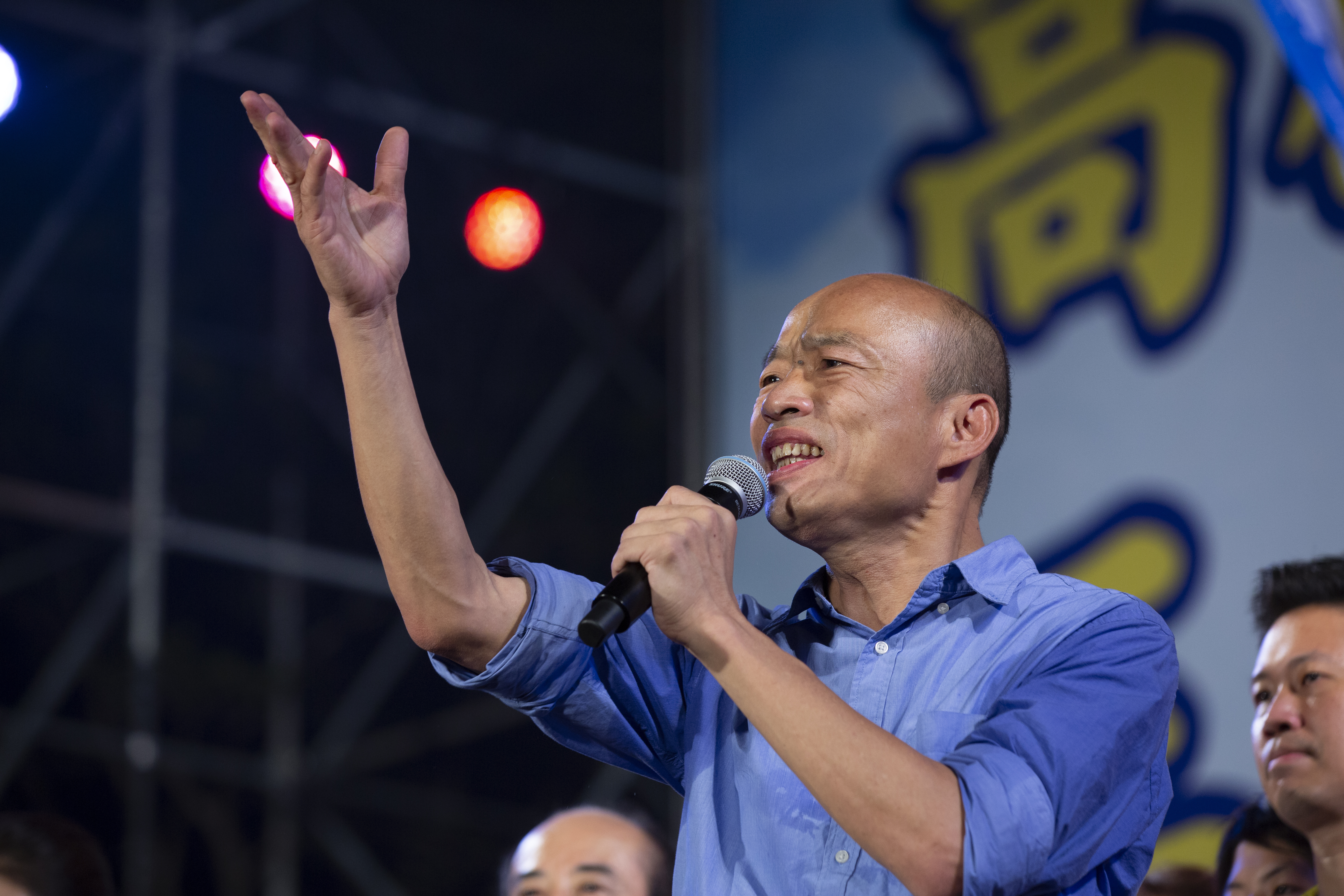 高雄市長、國民黨總統候選人韓國瑜呼籲支持者接到民調電話時，一律回答「唯一支持蔡英文」。