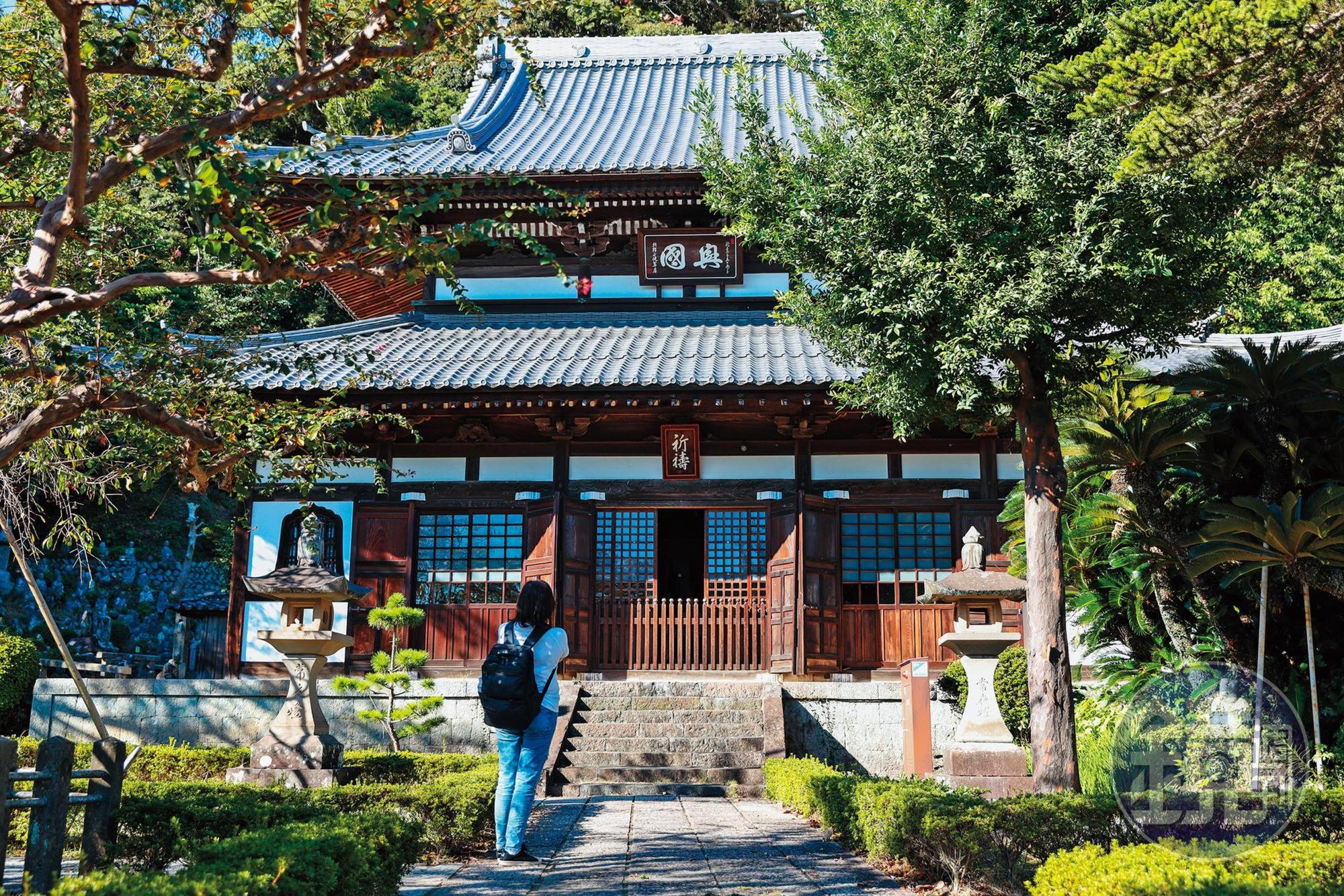 祈禱用的寺院，上頭的牌匾是朝鮮使節翠屏所寫。