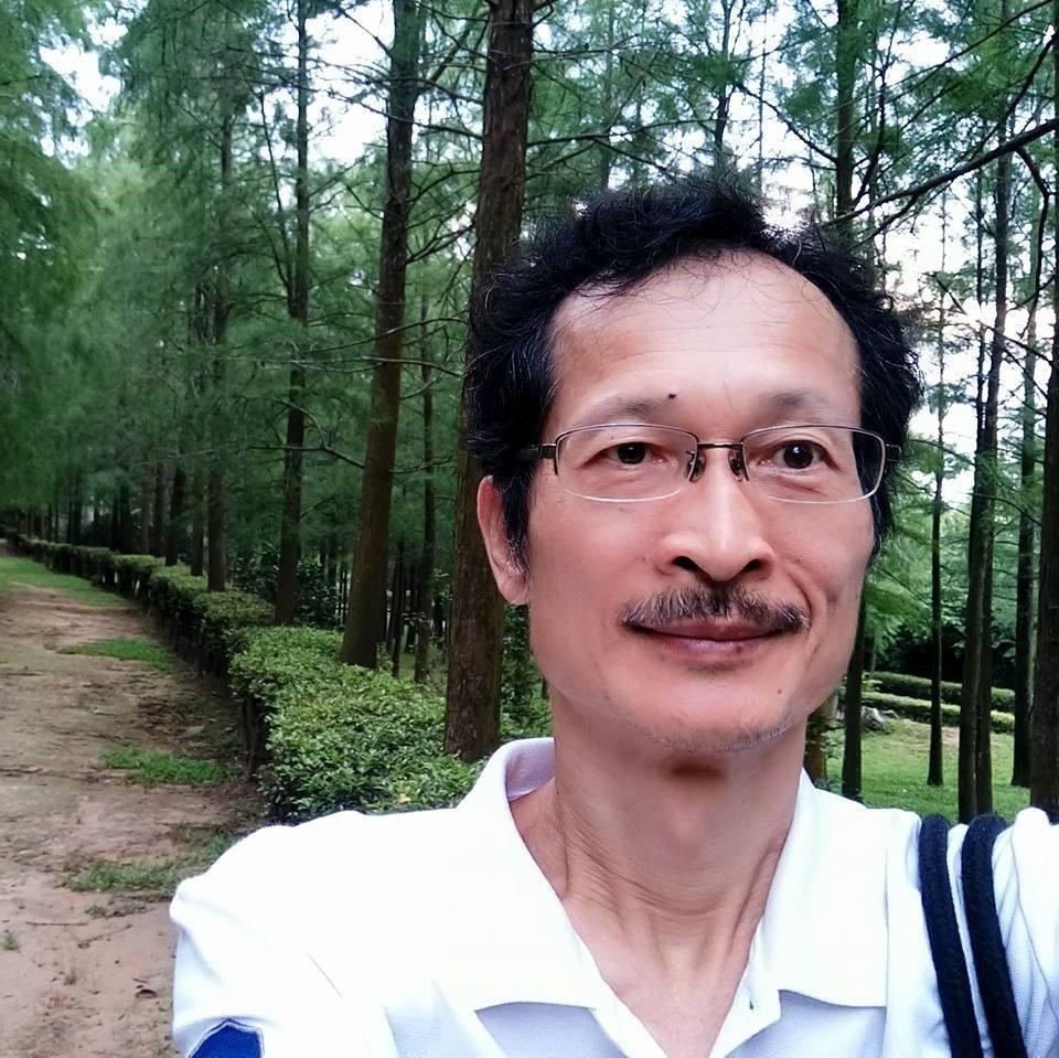 李震華認為會有司法黃牛存在，是因為司法體系太過封閉導致。（翻攝李震華臉書）