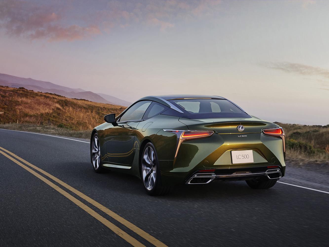 新LC Limited Edition搭載兩種動力編成，包括搭載5.0升V8引擎的LC 500，及搭載LEXUS世界首創Multi-stage Hybrid科技的LC 500h。