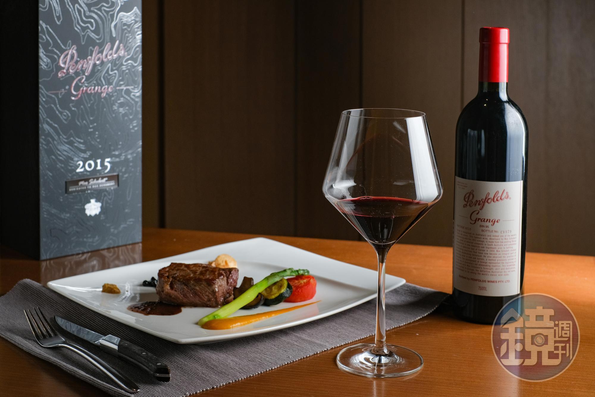 奔富（Penfolds）慶祝175歲生日，在台中「The Prime極炙牛排館」推出限定饗宴，有「澳洲酒王」美譽的「Grange」也能單杯供應。（限定酒單供應2014年份，6,500元／杯、34,000元／瓶）