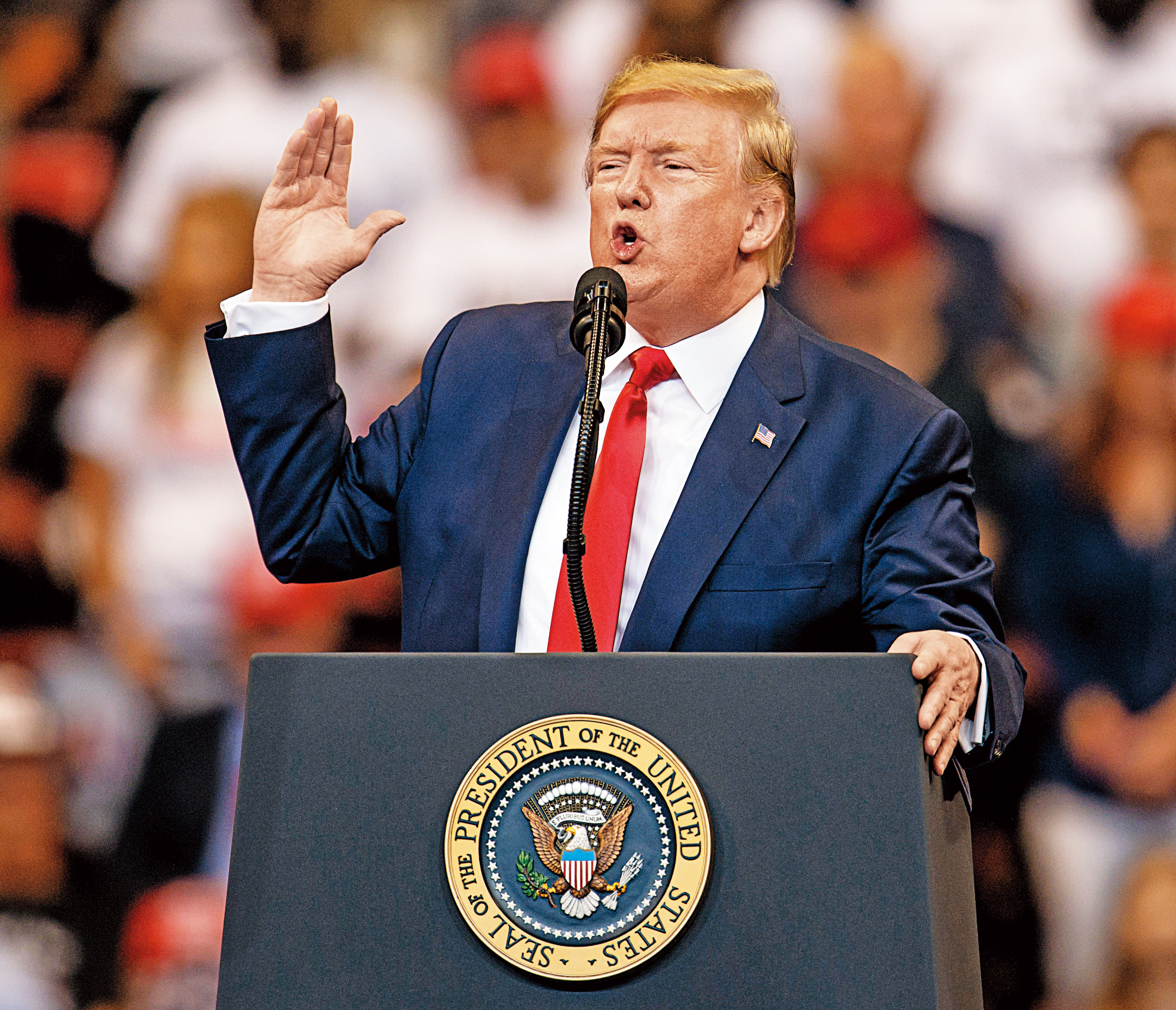 美國總統川普選擇在感恩節前夕簽署《香港人權與民主法案》，中國各相關部門都提出了嚴正抗議。（東方IC）