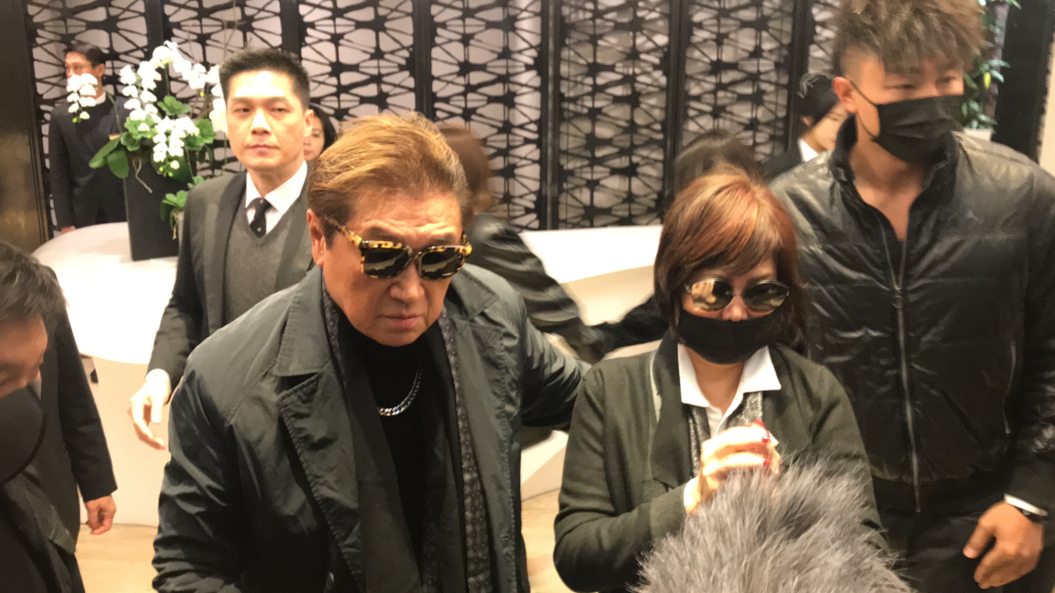 高以翔的父母一聲「辛苦了」感謝在場所有媒體記者。