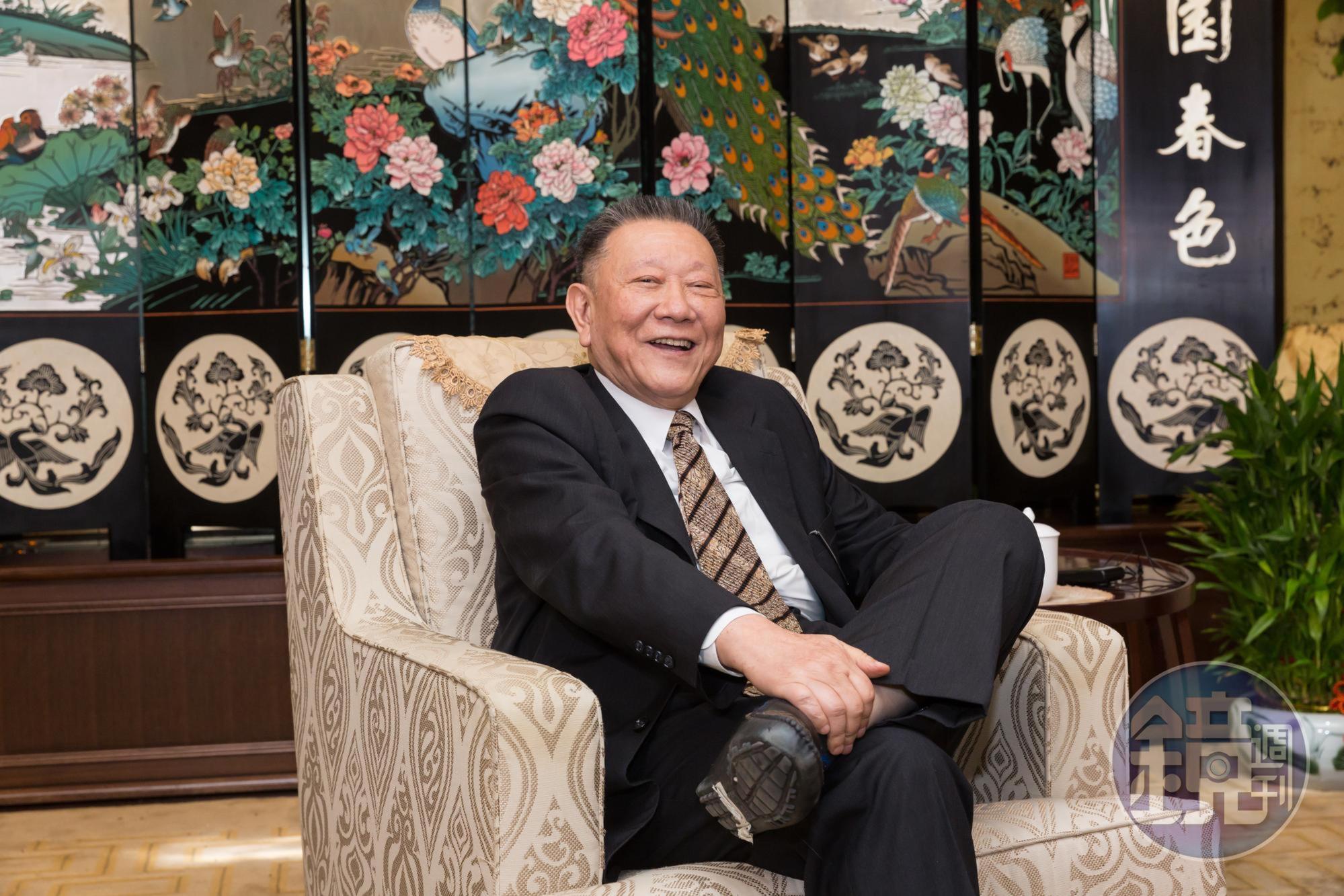 沈慶京受訪時透露,未來京華城這塊地將興建成4棟商辦,且會記取教訓,「除了外觀新穎,還要動更多腦筋。」