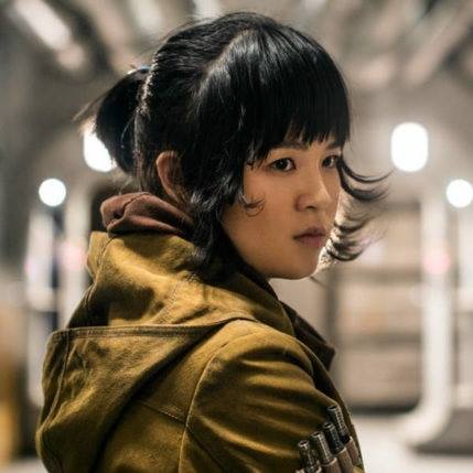 瑪麗．陳因出演《星際大戰》電影飽受網路霸凌，忍受超過半年排山倒海的負評後，她最後將擁有217.5K追隨者的Instagram帳號全部清空。（翻攝自《Stand Up For Kelly Marie Tran》臉書）