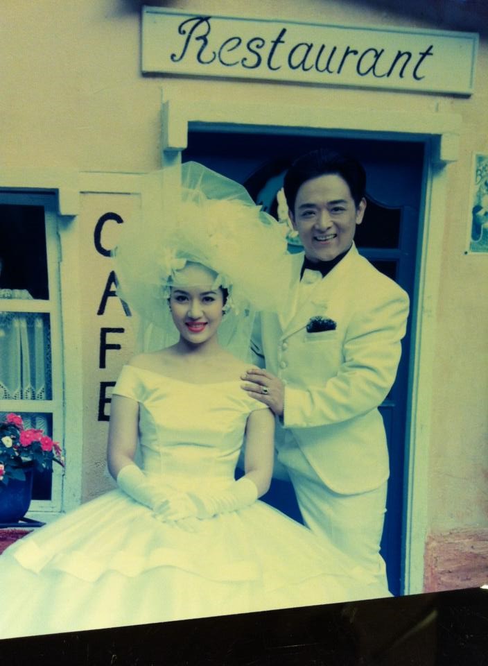 林姿佑 (左)與小亮哥結婚超過二十年,自曝交往七年期間不敢放聲大笑。(年代提供)