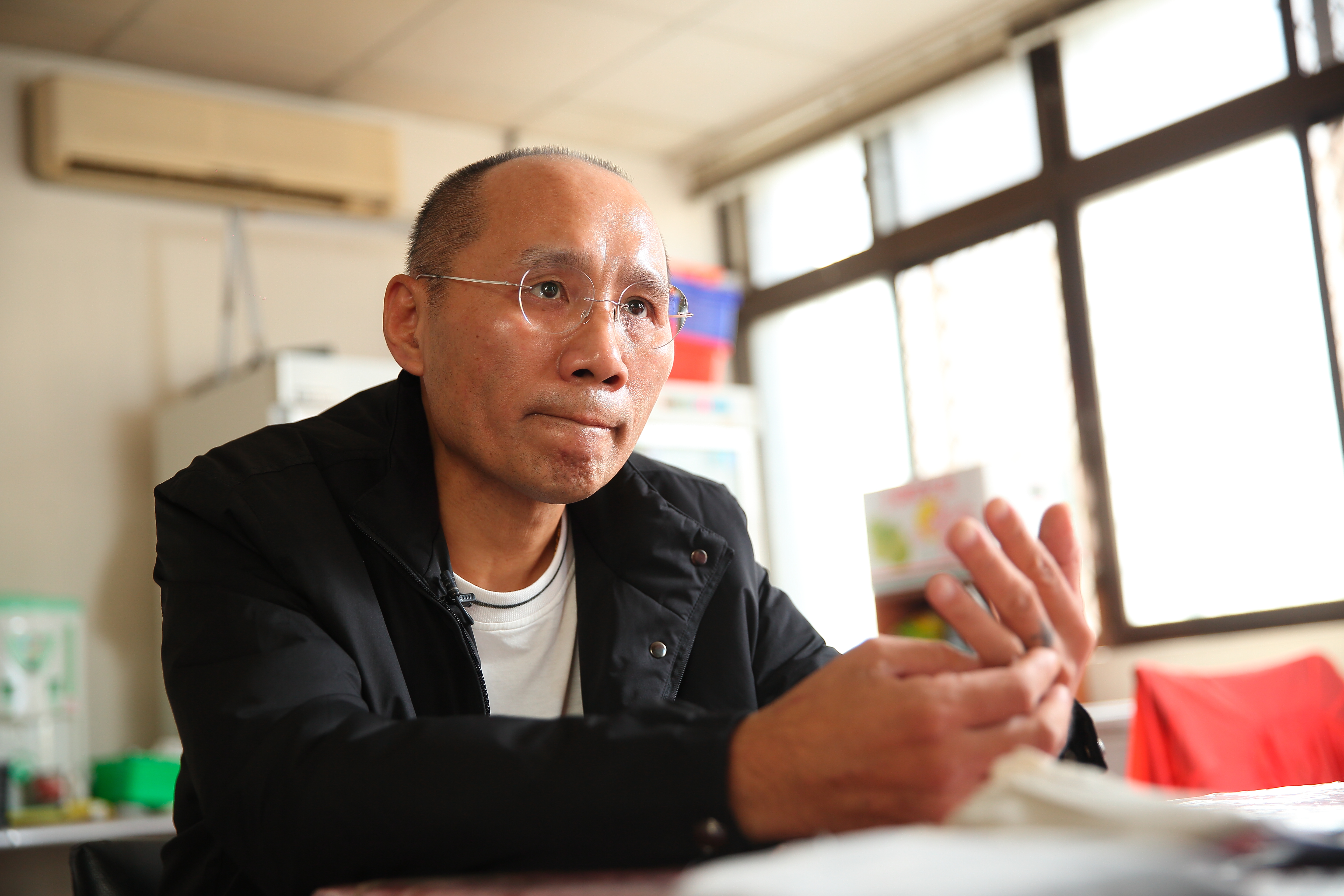 52歲的陶永祥聊到過往荒唐歲月，直說自己「足了然」。