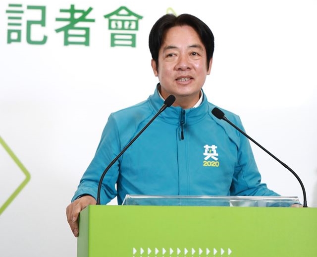 賴清德受訪被問及邱義仁是否加入蔡陣營選舉操盤？他用「選舉有個基本原則」回應（翻攝自賴清德臉書）