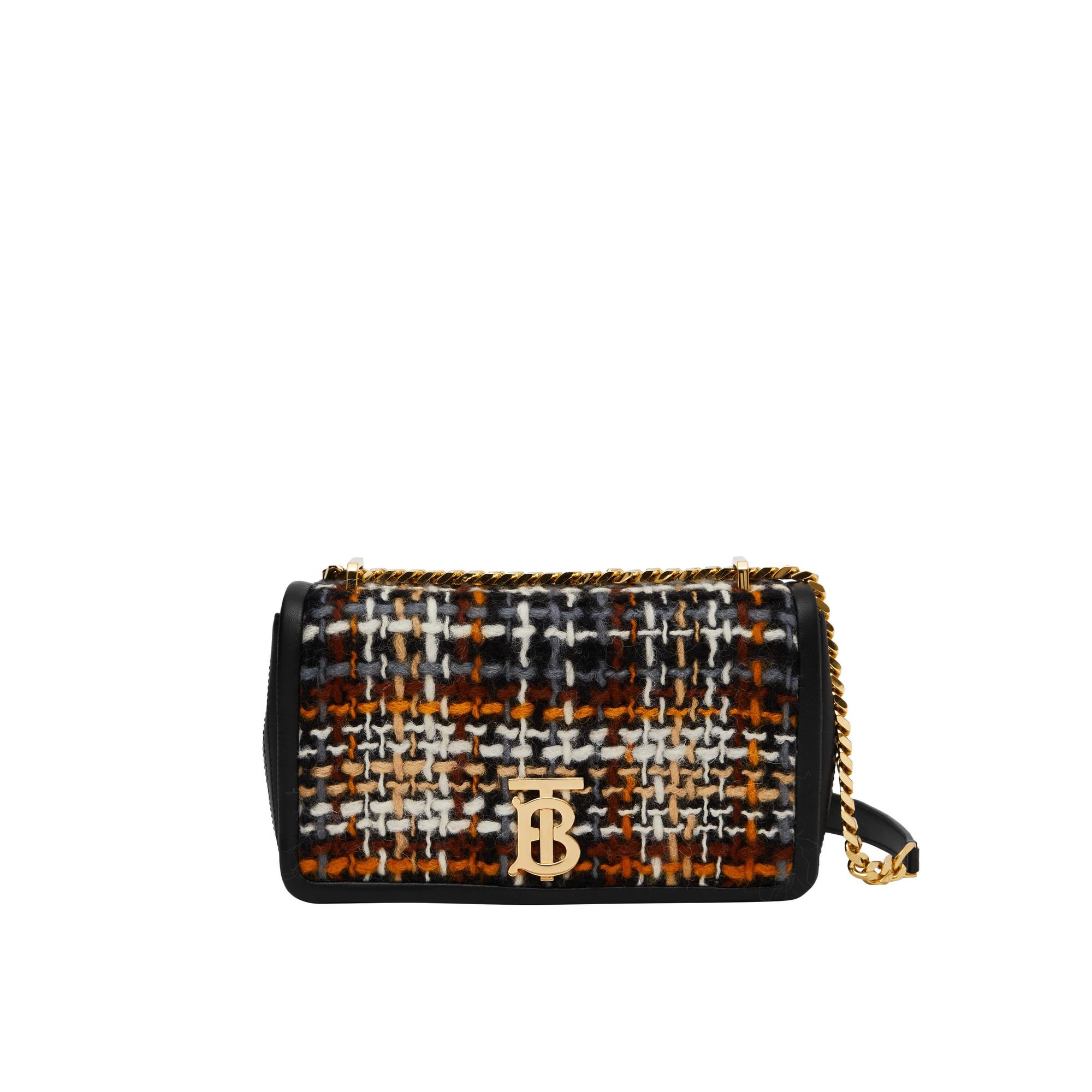 小型軟呢和羔羊皮Lola 包。NT$59,000(BURBERRY提供)