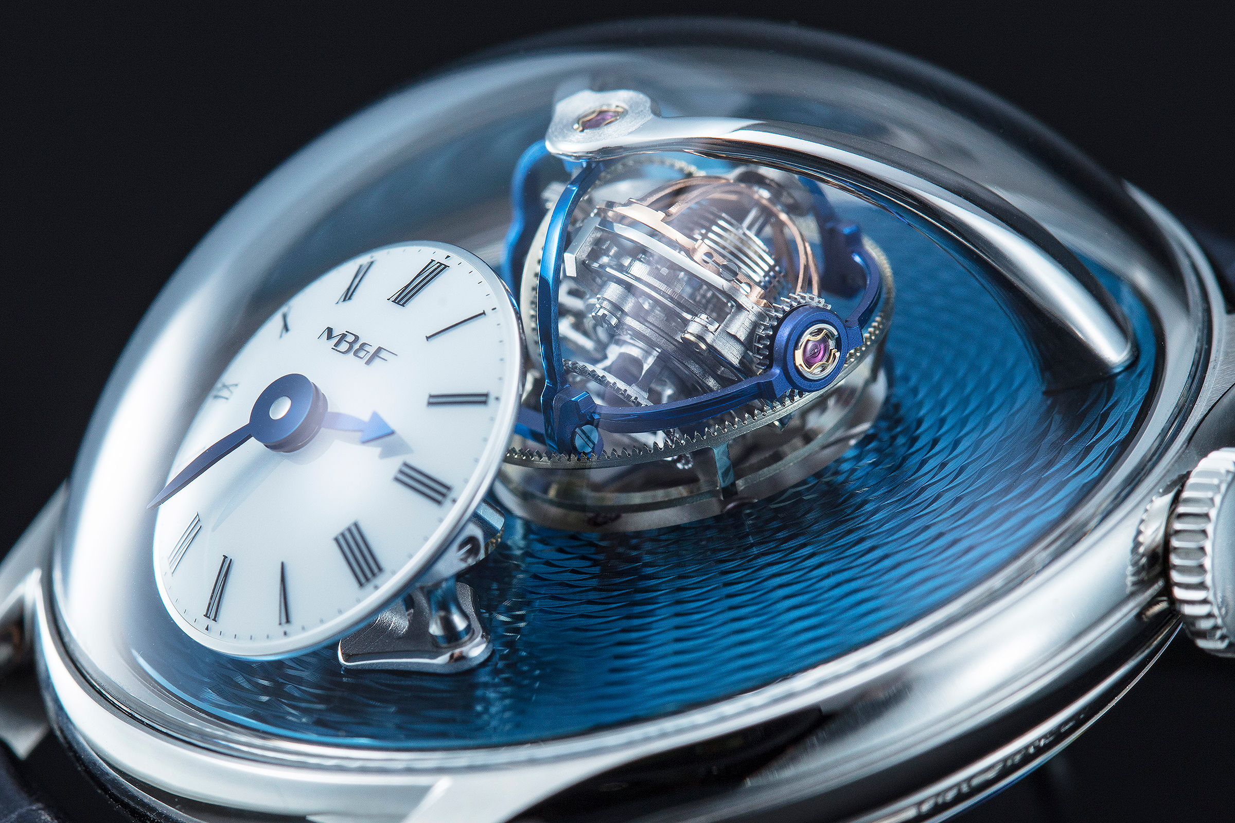 【錶壇焦點】傳奇聯手打造最速三軸陀飛輪！MB&F Legacy Machine Thunderdome