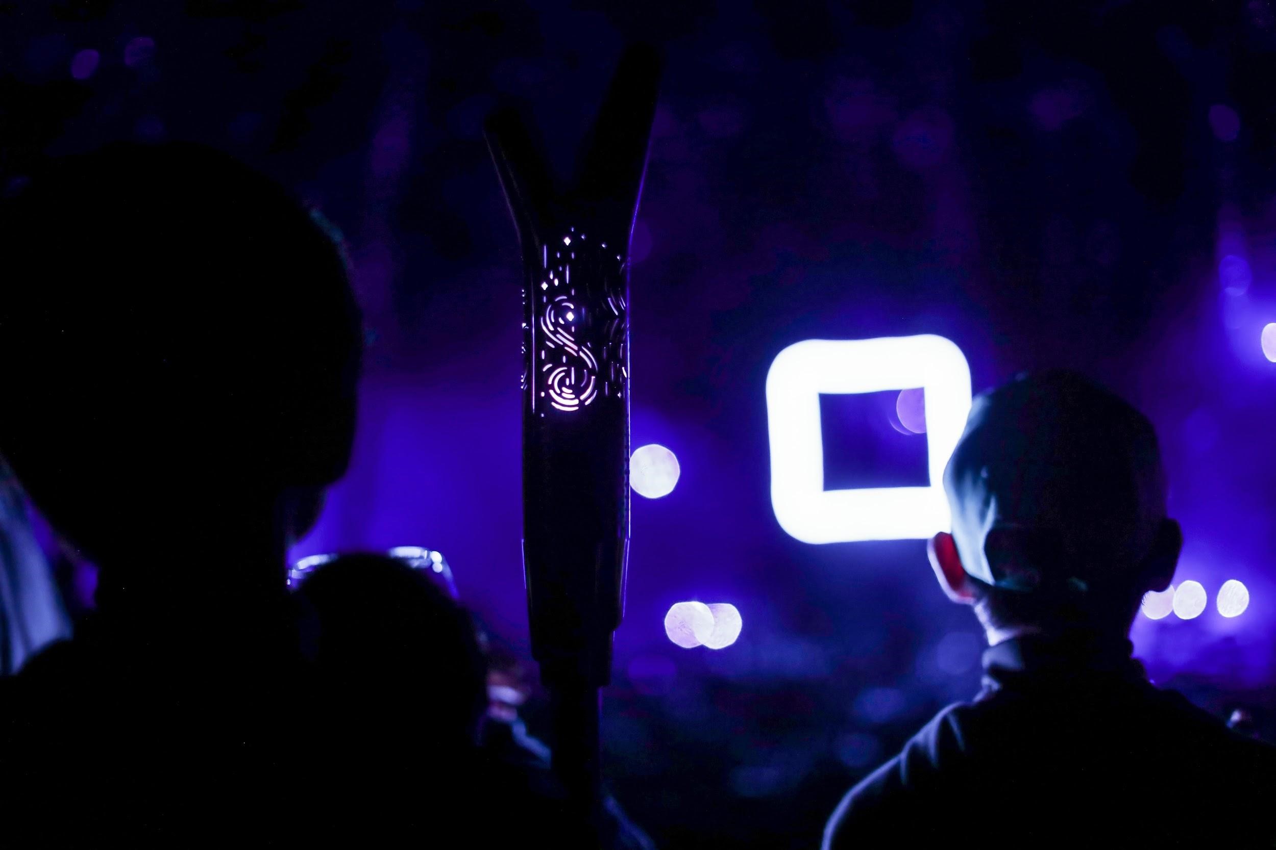 Moment Factory擅長運用燈光、音效、短片和視覺特效，參與者也能感受獨樹一幟的感官體驗。  （Moment Factory提供）