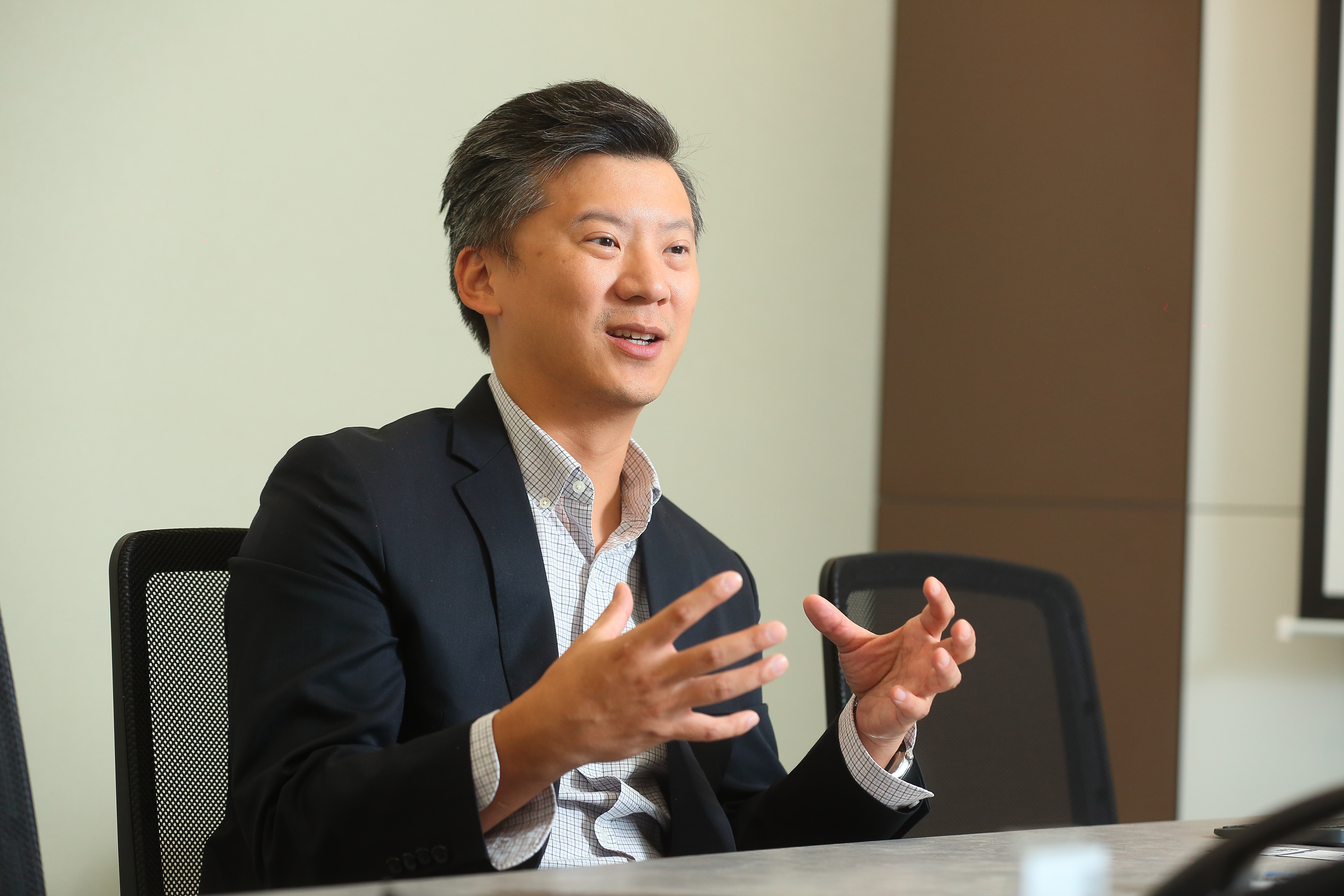 首美能源執行董事吳如宇，是台灣老牌醬油大廠第三代。