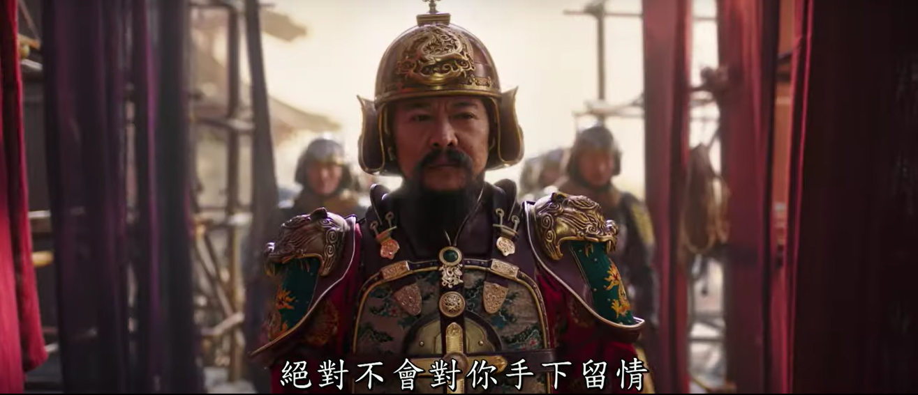 李連杰在《花木蘭》扮演徵召人民從軍的皇帝。（翻攝預告）