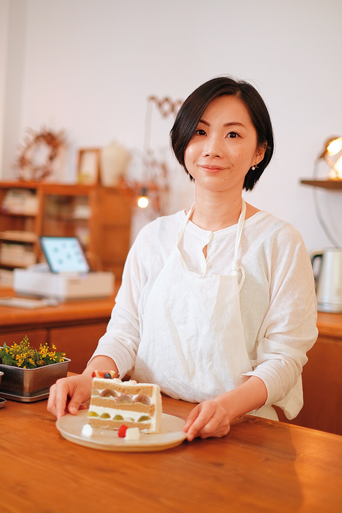 「霜空咖啡」店裡甜點一如女主人Nicole給人的感覺，優雅且細膩。