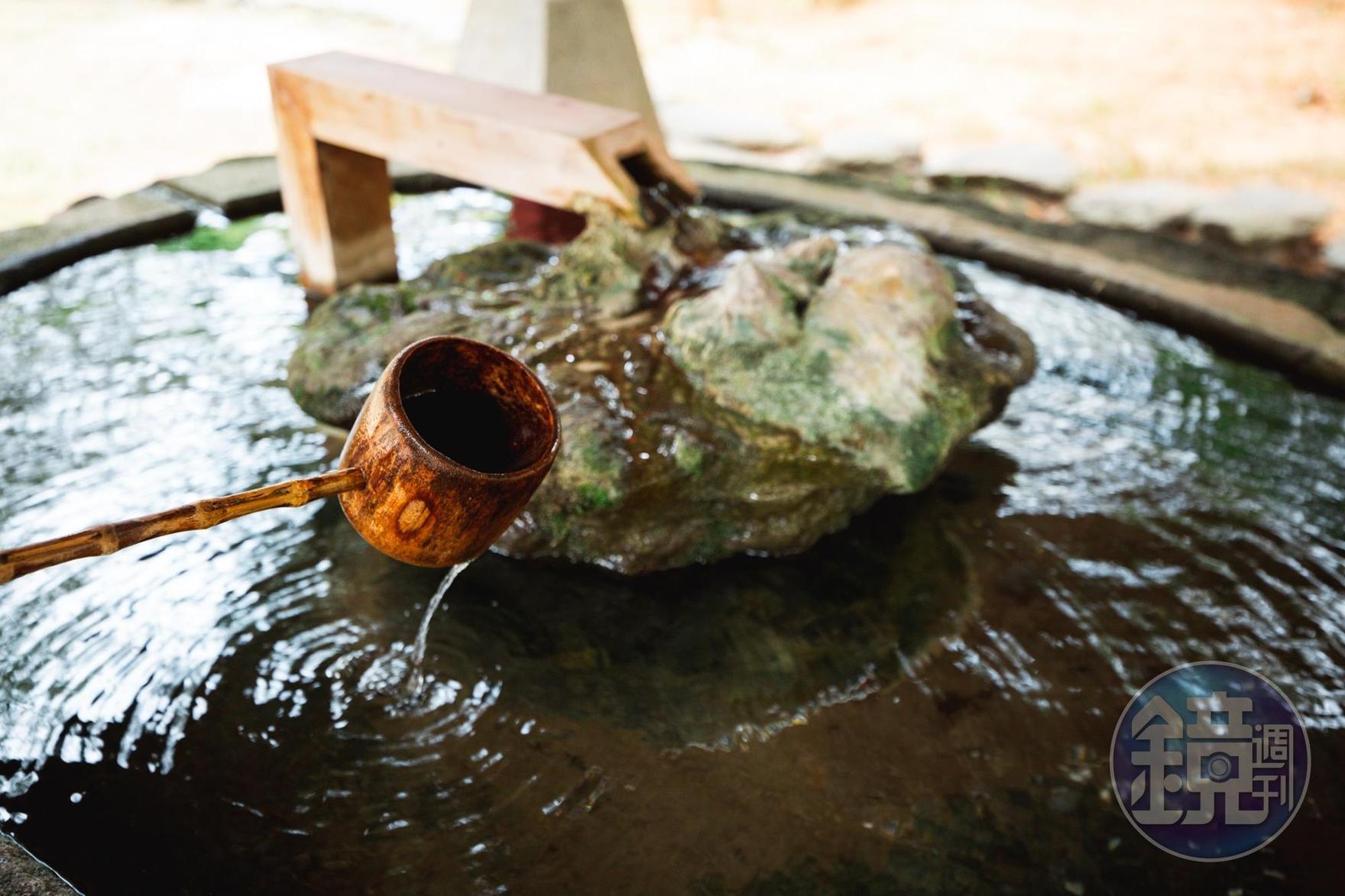 當年「嘉義神社」，還遺留下來的手水舍。
