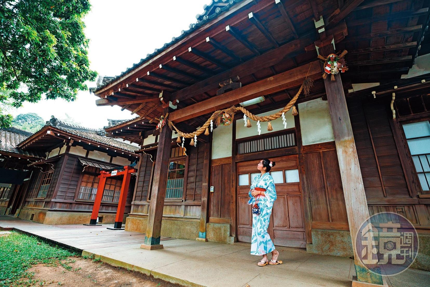 「昭和十八J18」提供和服出租體驗，讓遊客在濃濃和風古蹟中拍照。