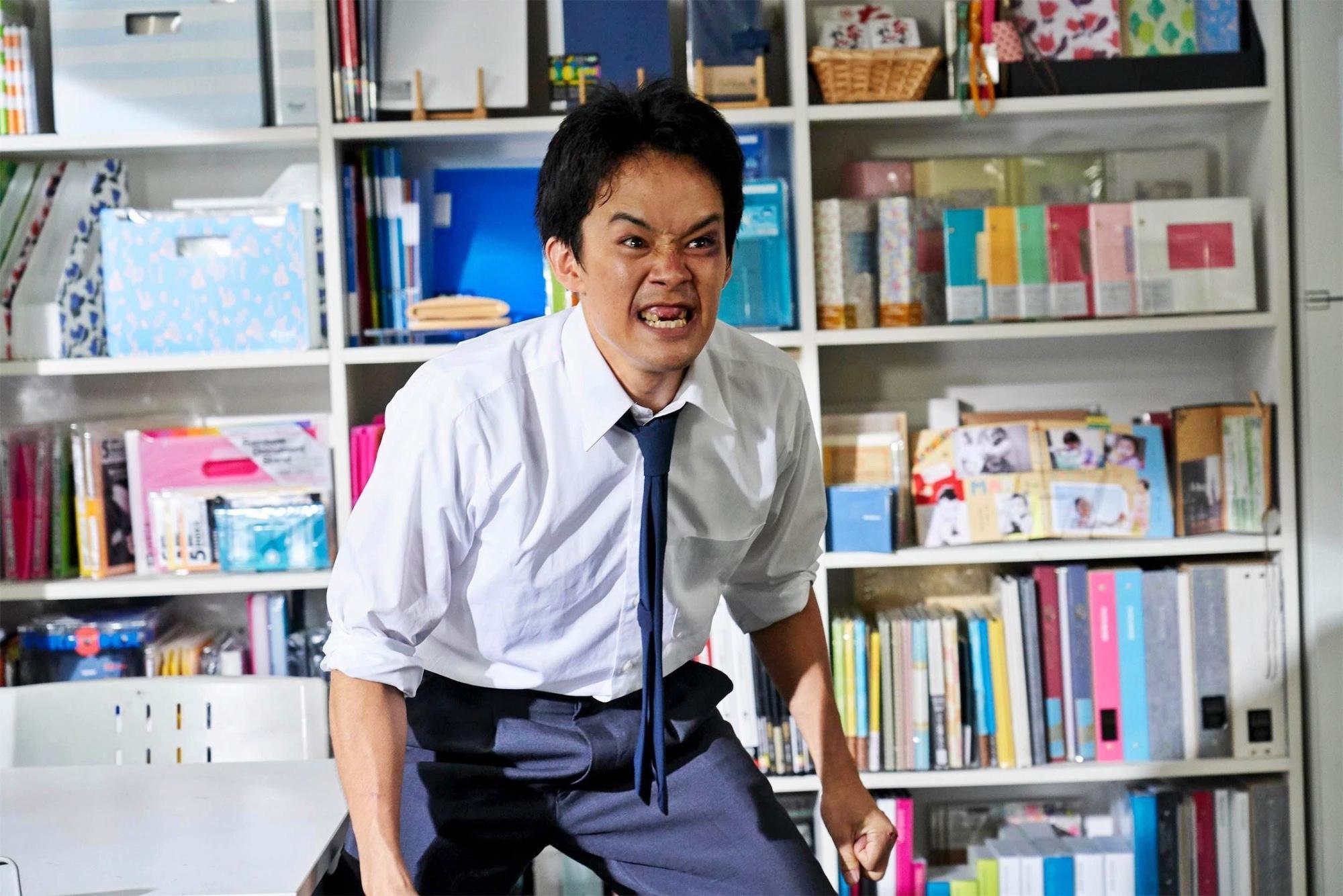 池松壯亮飾演的男主角宮本浩，為要替女友討回公道忍受各種肉體上的痛苦。（双喜提供）