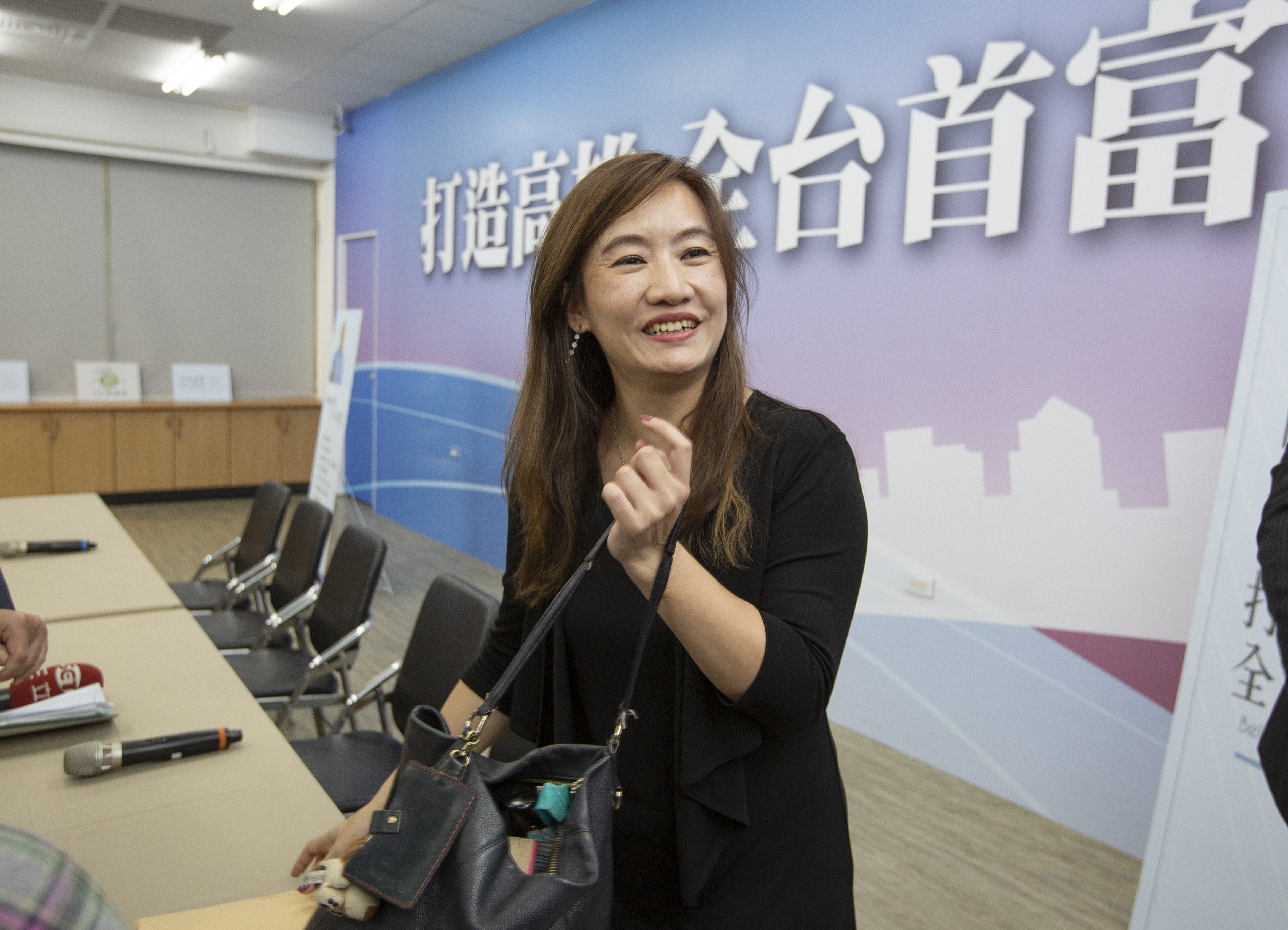 韓營早已規劃納王淺秋進入競選編制，但礙於市府預算會期未結束，一方面也怕落入「全員落跑中」罵名，到最後關頭才正式加入。（本刊資料照）