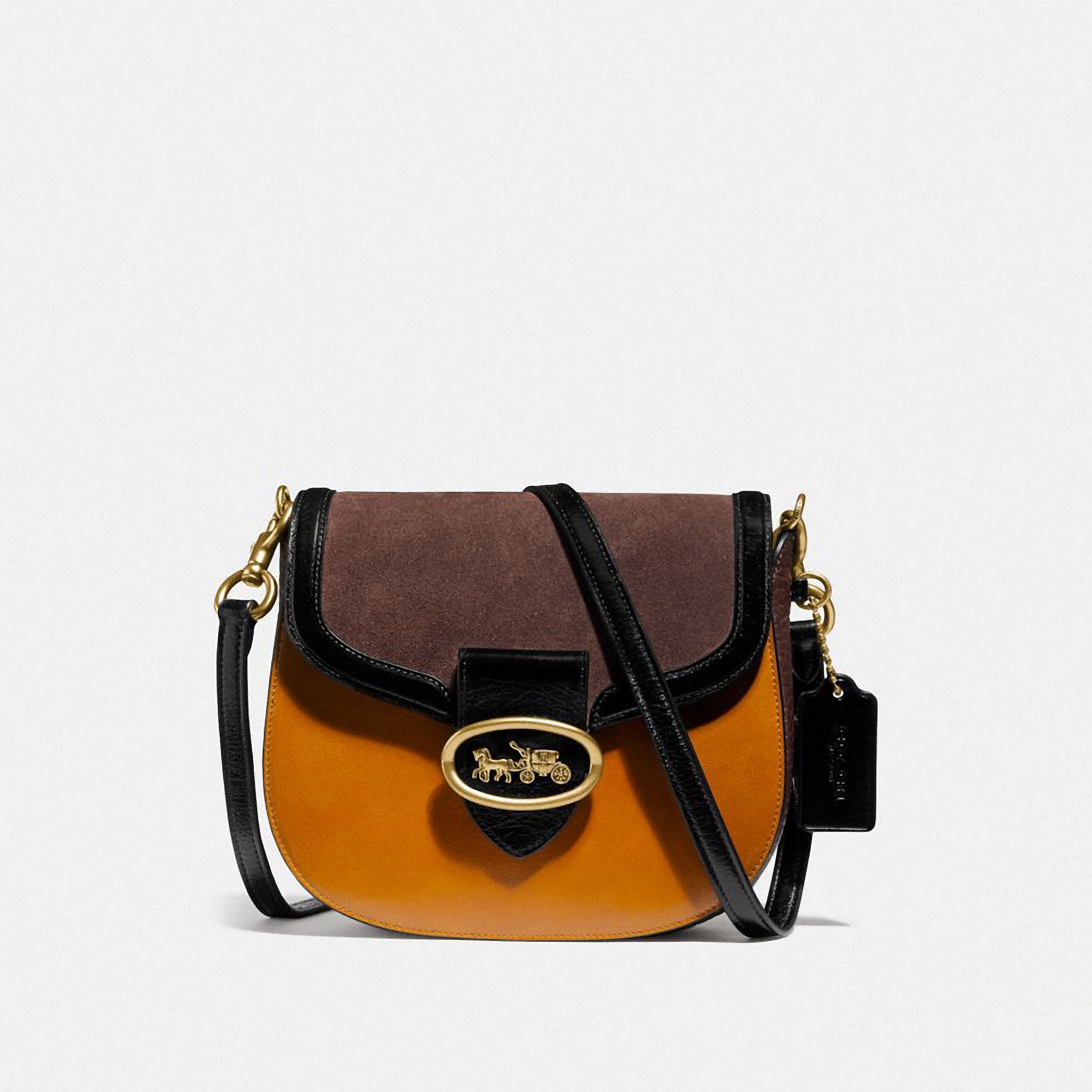 Kat系列Saddle包 NT$14,800。（COACH提供）