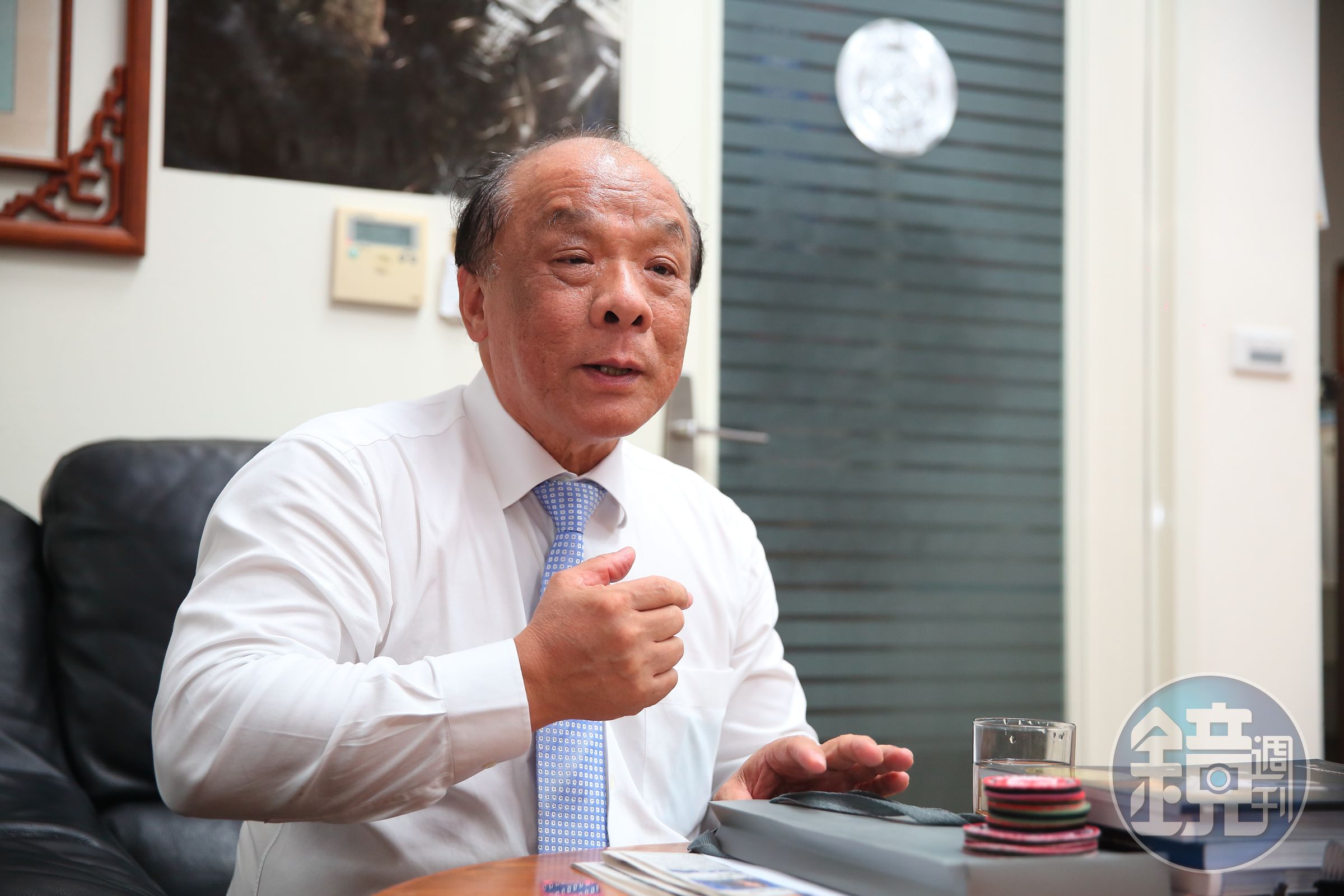 廖英熙心中最痛苦的事情，莫過於雙親在他當兵時過世，至今提起仍難過。