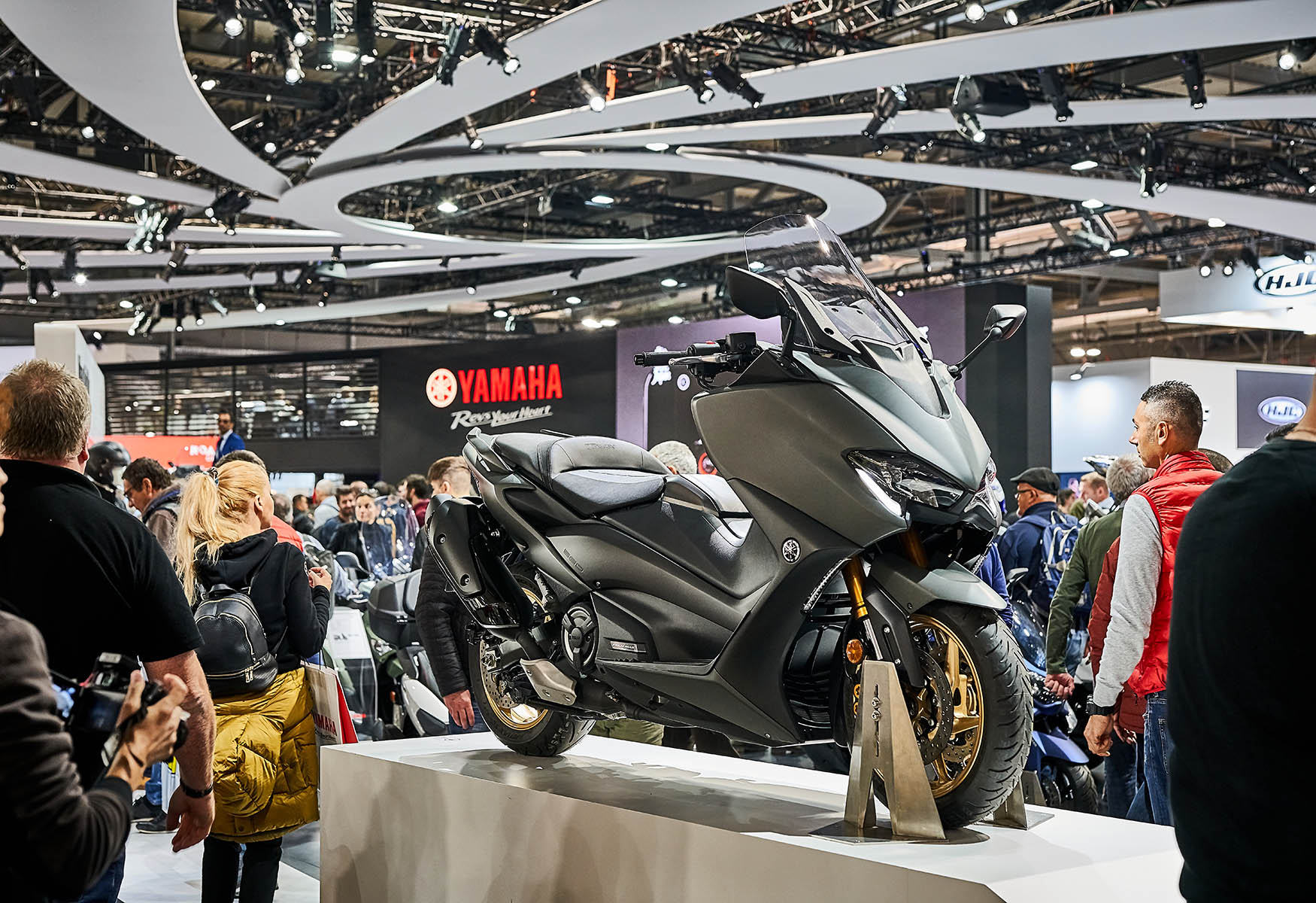 【米蘭車展】風馳電騁　YAMAHA T-MAX560