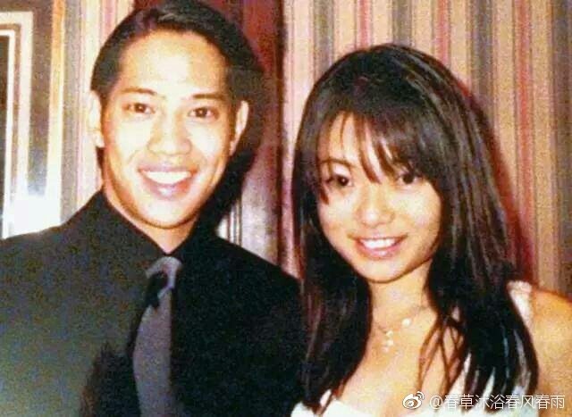 伍智恆微博貼文賣私藏品換醫藥費。（翻攝自伍智恆微博）