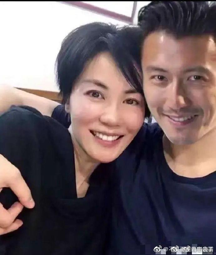 王菲與謝霆鋒分分合合多年，至今未結婚。（翻攝自圈內狙擊手微博）