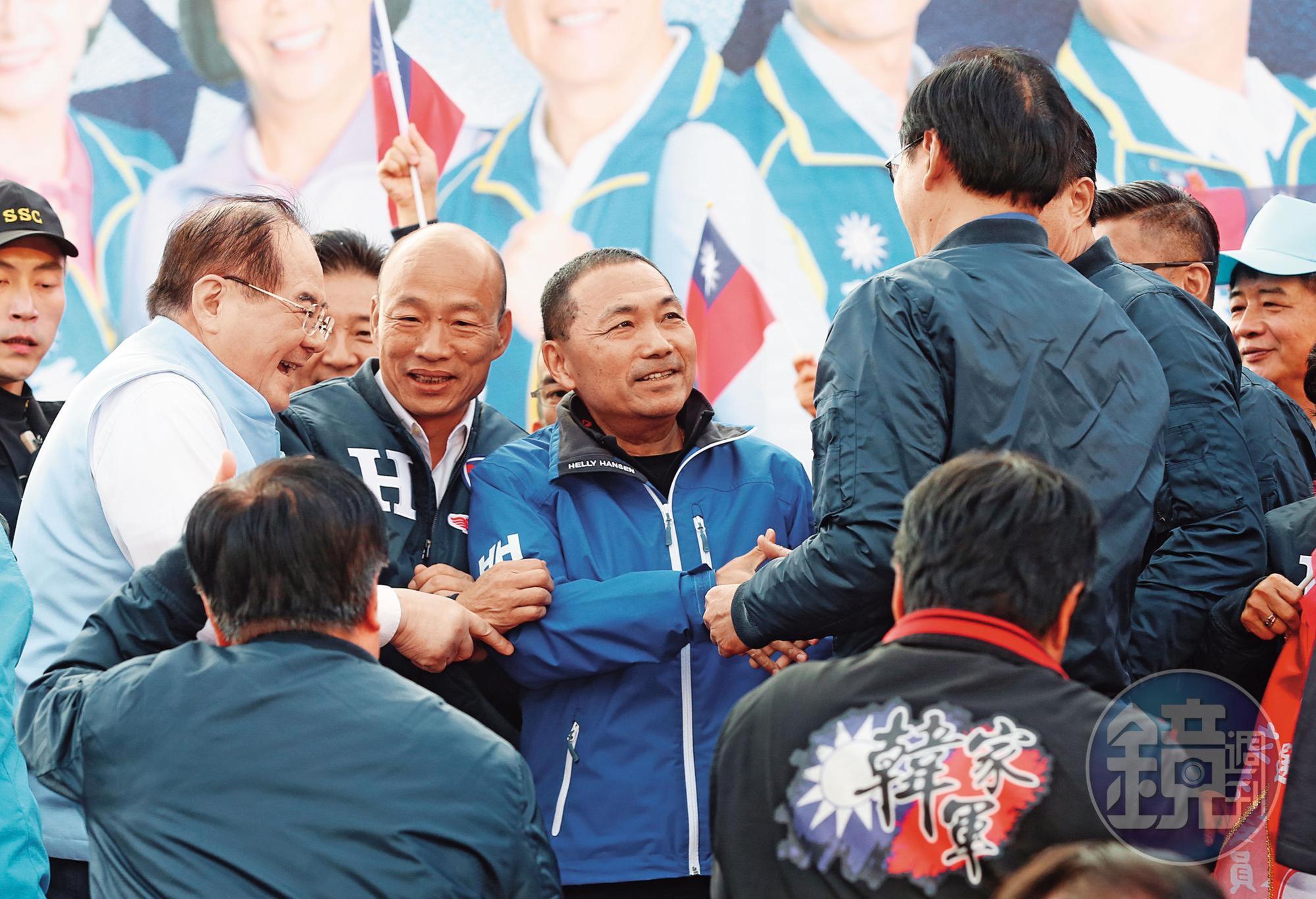 選前最後1個月，侯友宜終於與韓國瑜合體同框，希望破除流言，讓韓陣營吃下1顆定心丸。