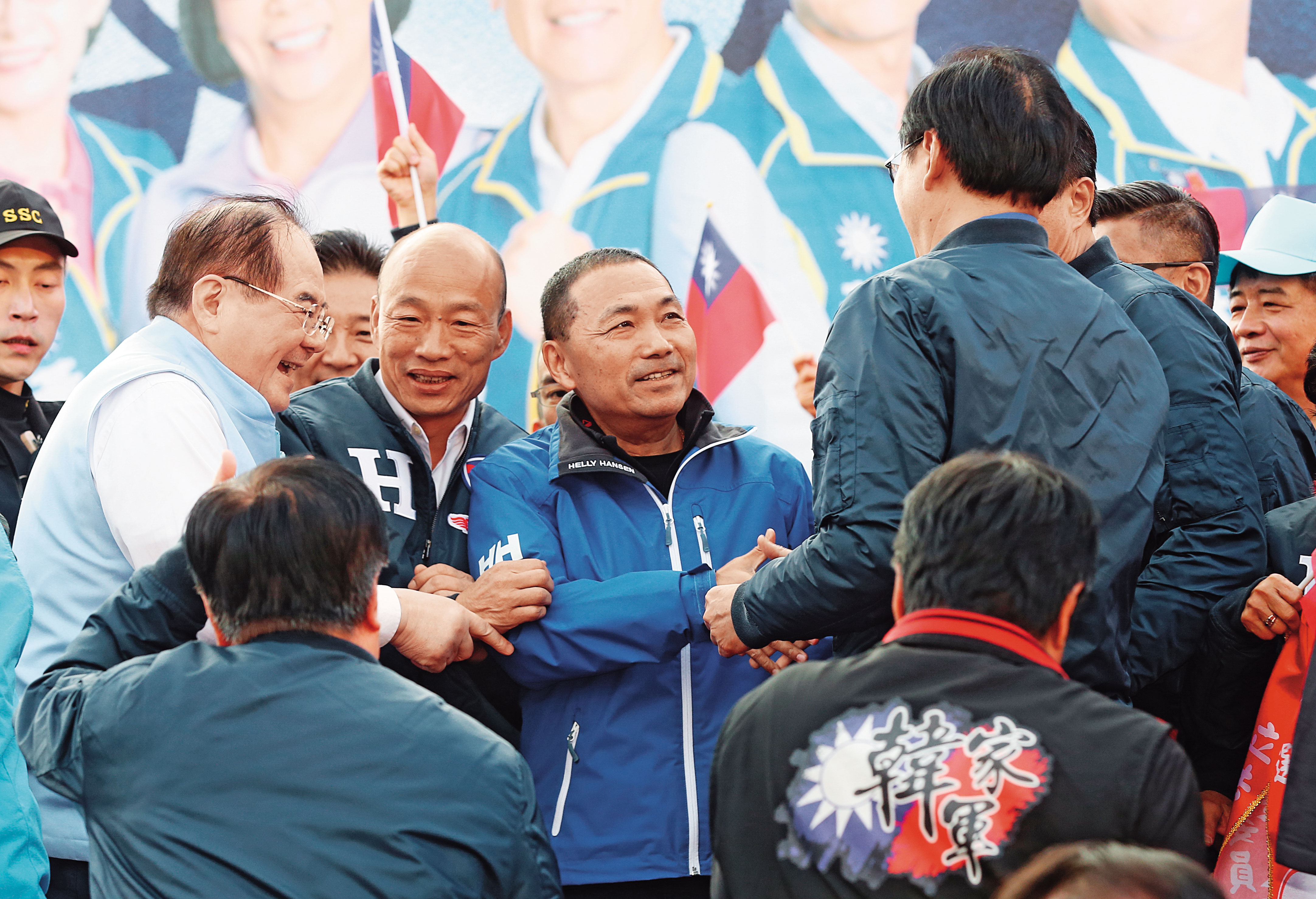 選前最後1個月，侯友宜終於與韓國瑜合體同框，希望破除流言，讓韓陣營吃下1顆定心丸。