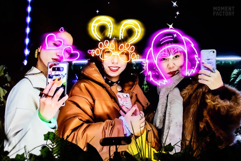 「夜遊大阪城」聲光展讓民眾可透過現場互動裝置，成為故事的一份子。（翻攝自osaka-info.jp） 