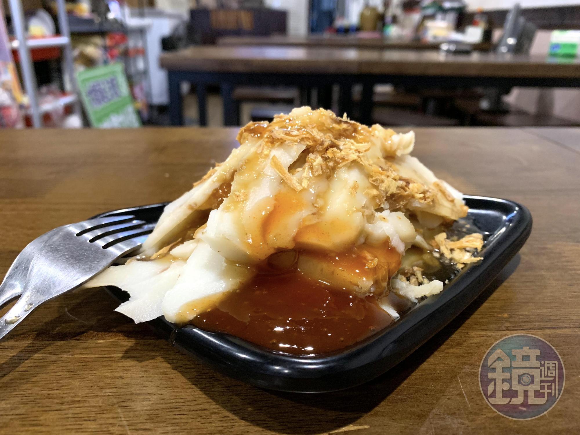 「大橋町目米食館」精選台北「粿仔街」做粿老店的拿手粿食在店內販售。