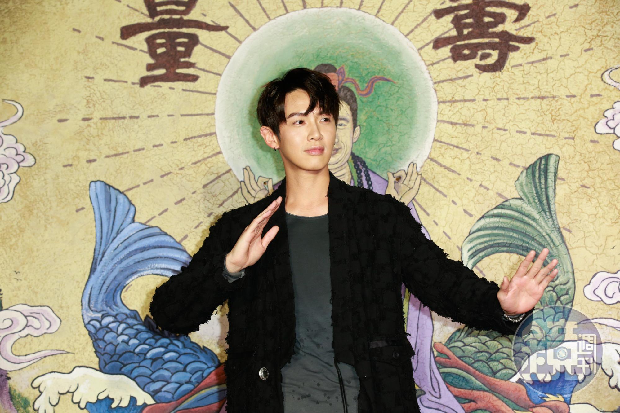 久未公開露面的柯震東，接演《乩身》，扮演三太子在陽間的乩身。