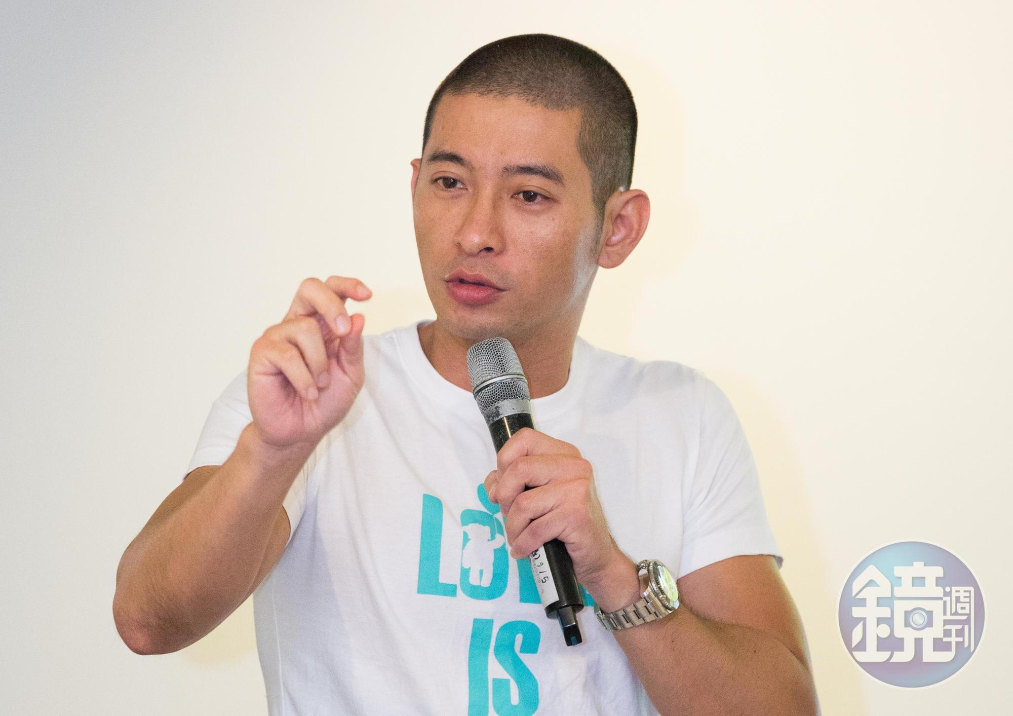 公民教師黃益中大嘆韓家軍猶如義和團。