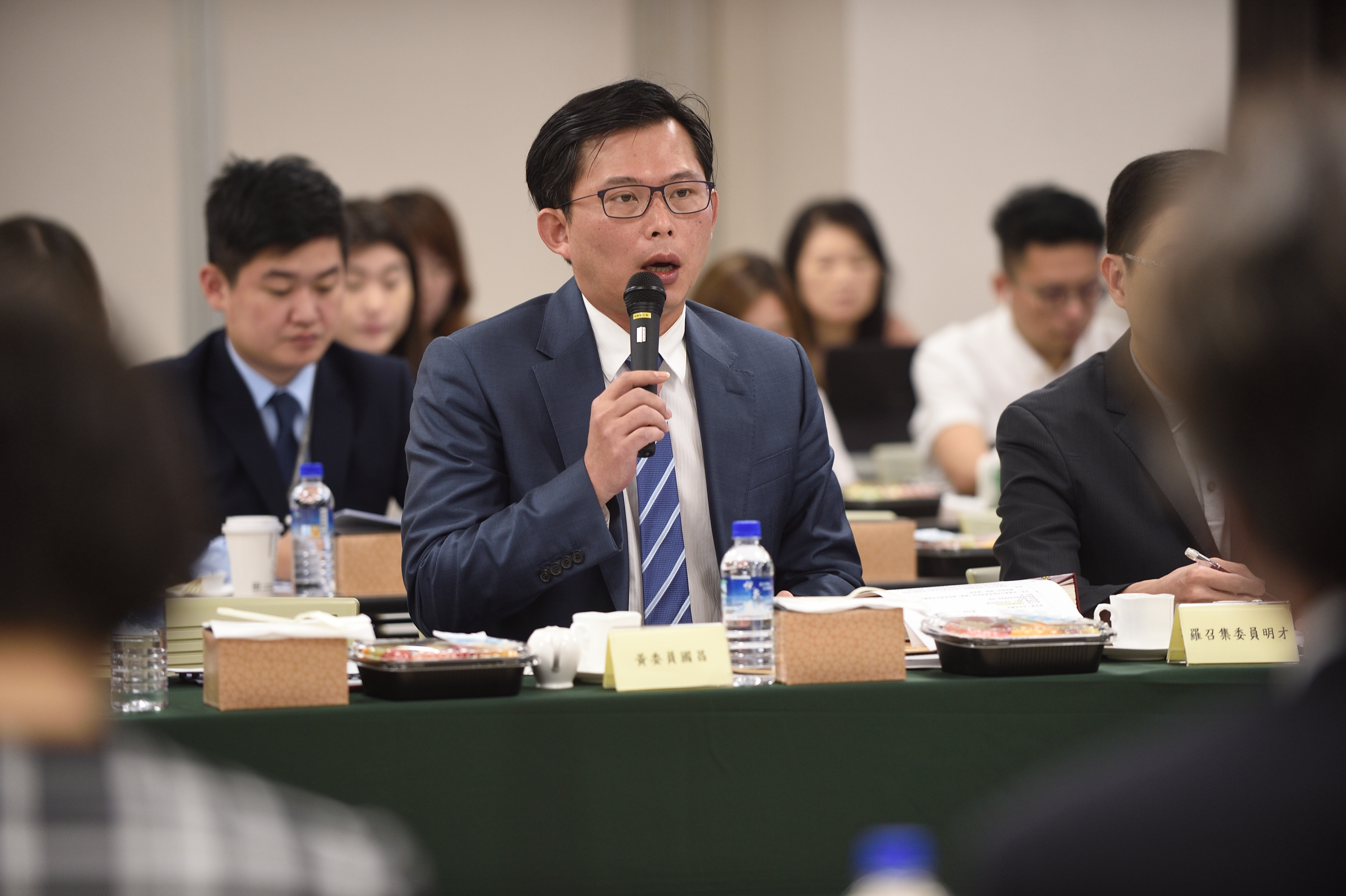 時代力量立委黃國昌批評李佳芬家族將「國家當作我家」。（本刊資料照）