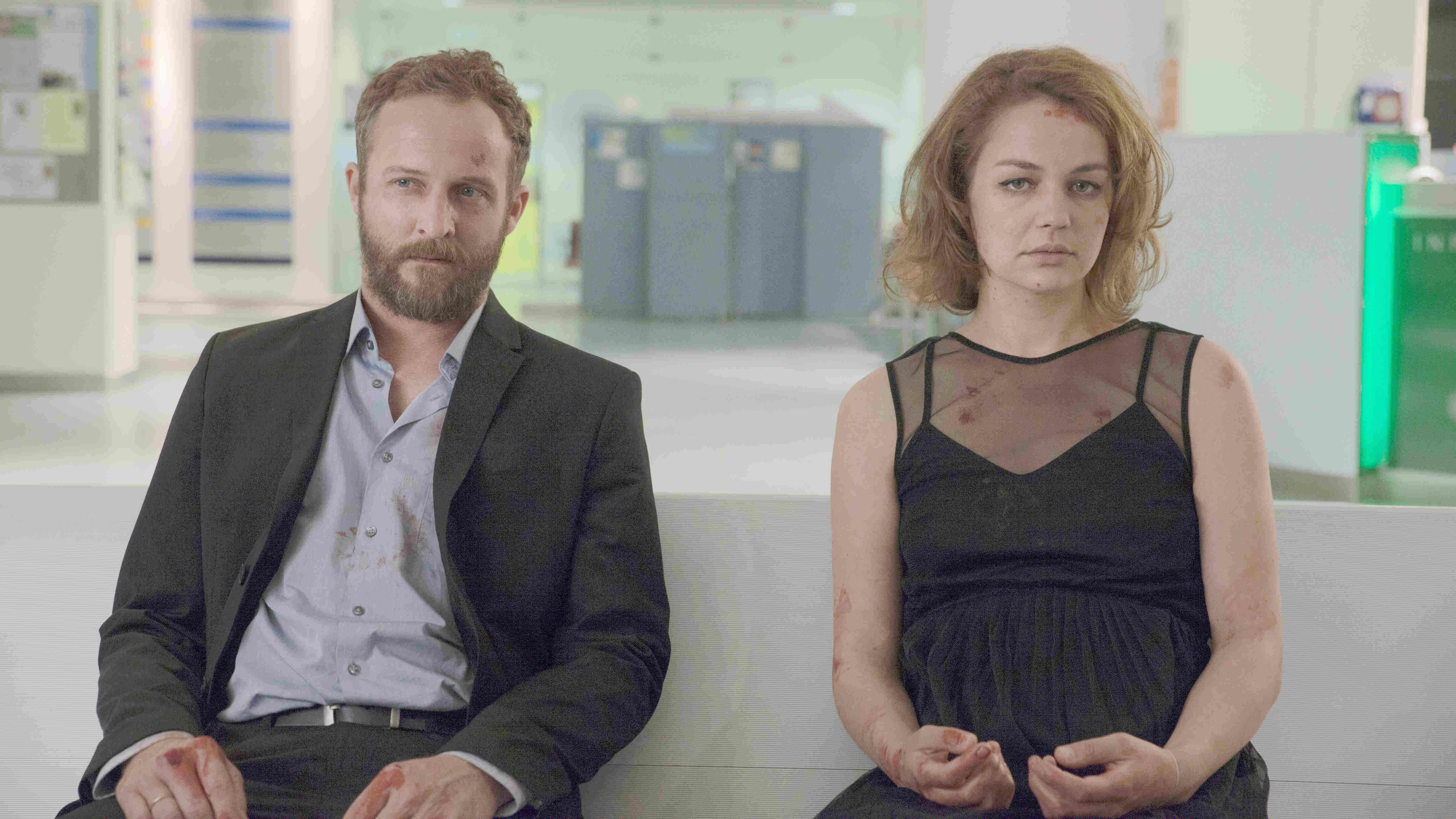 德國影帝馬西米利安柏克納在新片《風暴過後》目睹妻子被強暴卻無力還擊，2年後再度遇見施暴者時，決定展開報復。（海鵬）