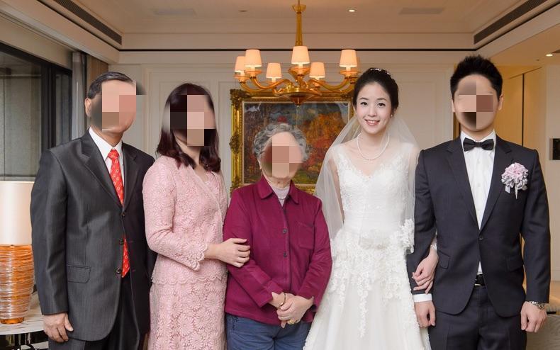 爆料指出,楊宇晨如願嫁進富二代,住進一品苑,卻還不安份,和多名男性友人過從甚密。(取自網路)