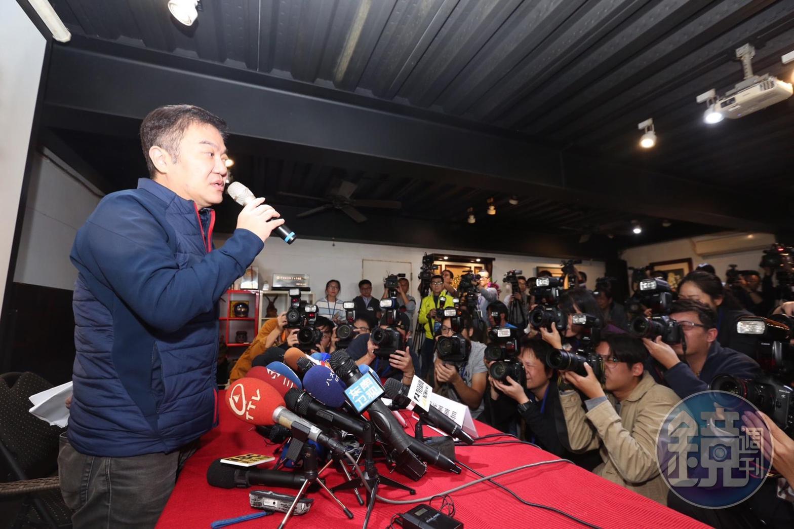張綱維喊出希望下午復飛,民航局昨晚卻已發函廢照。