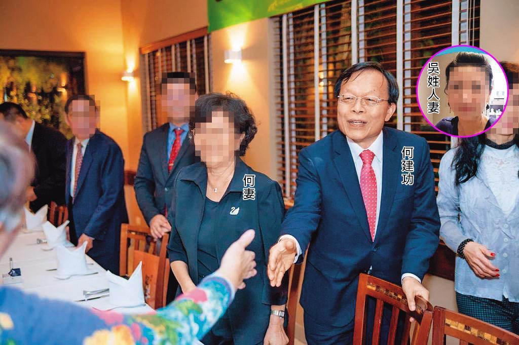 何建功去年中就任巴西辦事處代表,偕同妻子出席當地僑胞為他舉辦的履新晚會,相當風光。(翻攝巴西華人資訊網)
