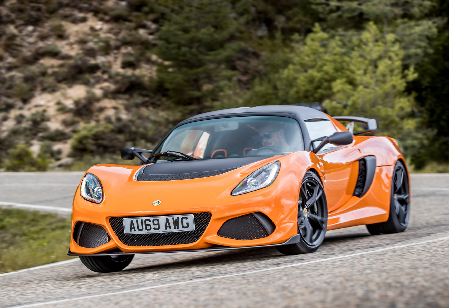 【新車登場】最接近廠賽車的跑車！英國小戰將Lotus現已抵台