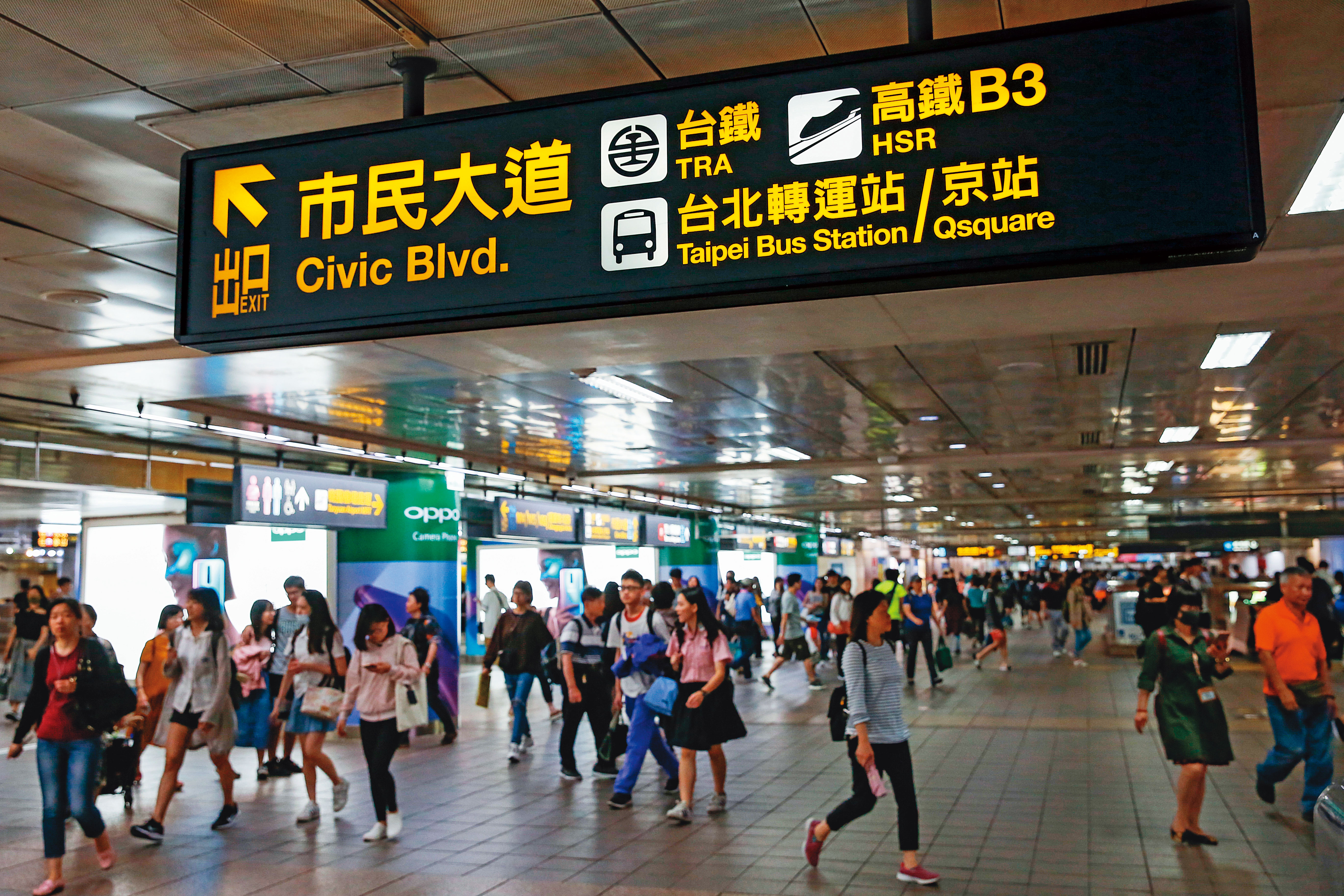 台北雙子星案基地六鐵共構，讓許崑泰信心滿滿。