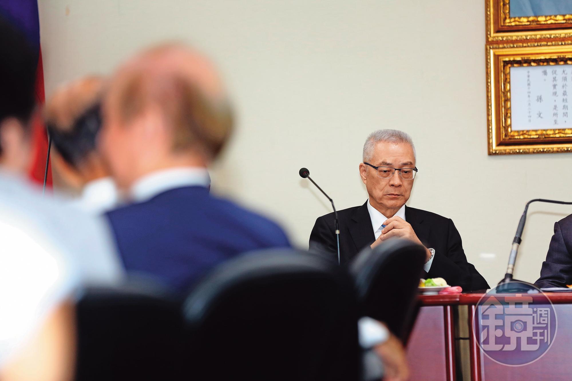黨中央對韓粉入黨數字保密到家,吳敦義(圖)人馬雖不以為然,但仍提早為選後布局。