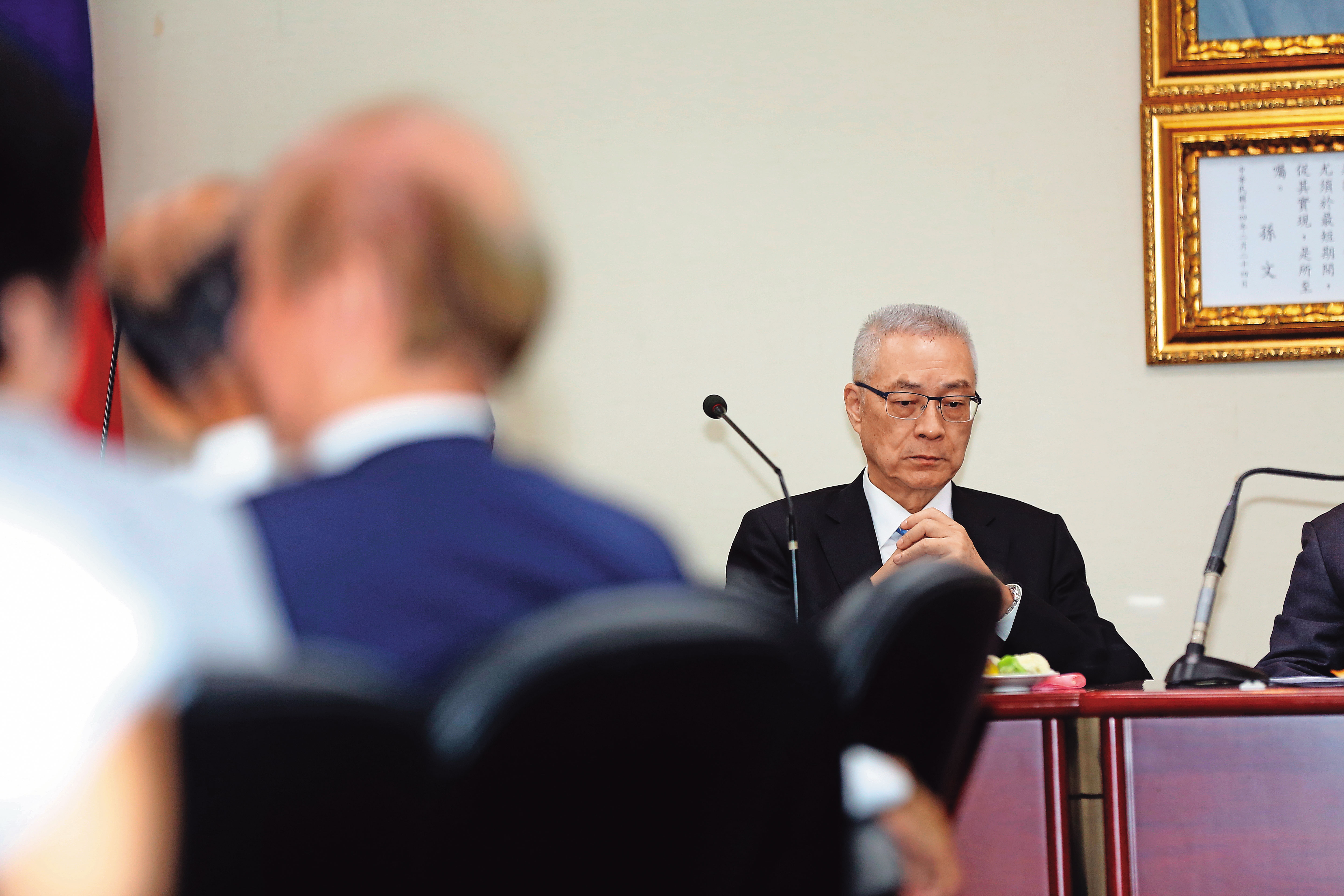 黨中央對韓粉入黨數字保密到家，吳敦義（圖）人馬雖不以為然，但仍提早為選後布局。