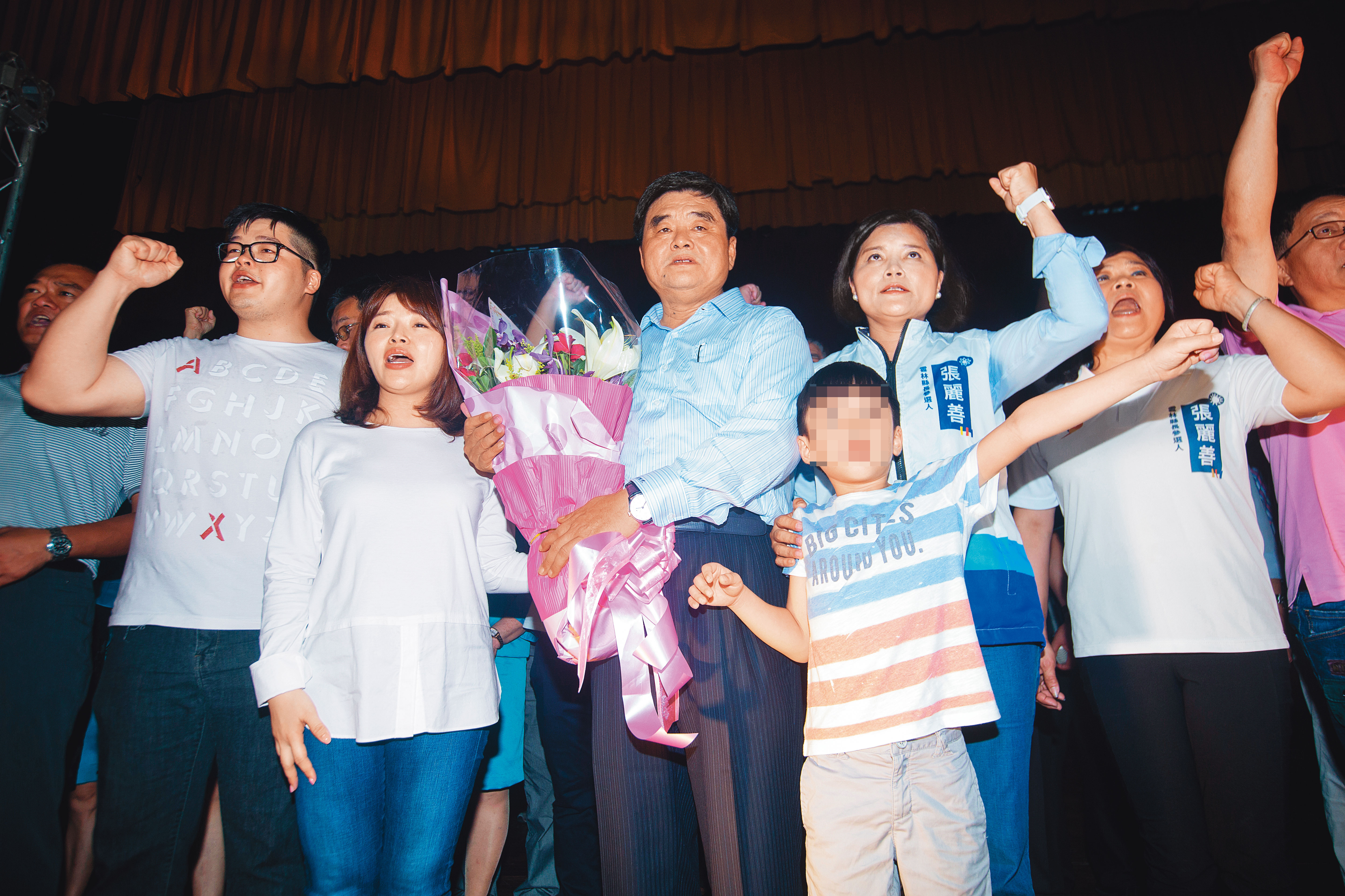 雲林縣前縣長張榮味與女兒張嘉郡住處,遭控是違法農舍。