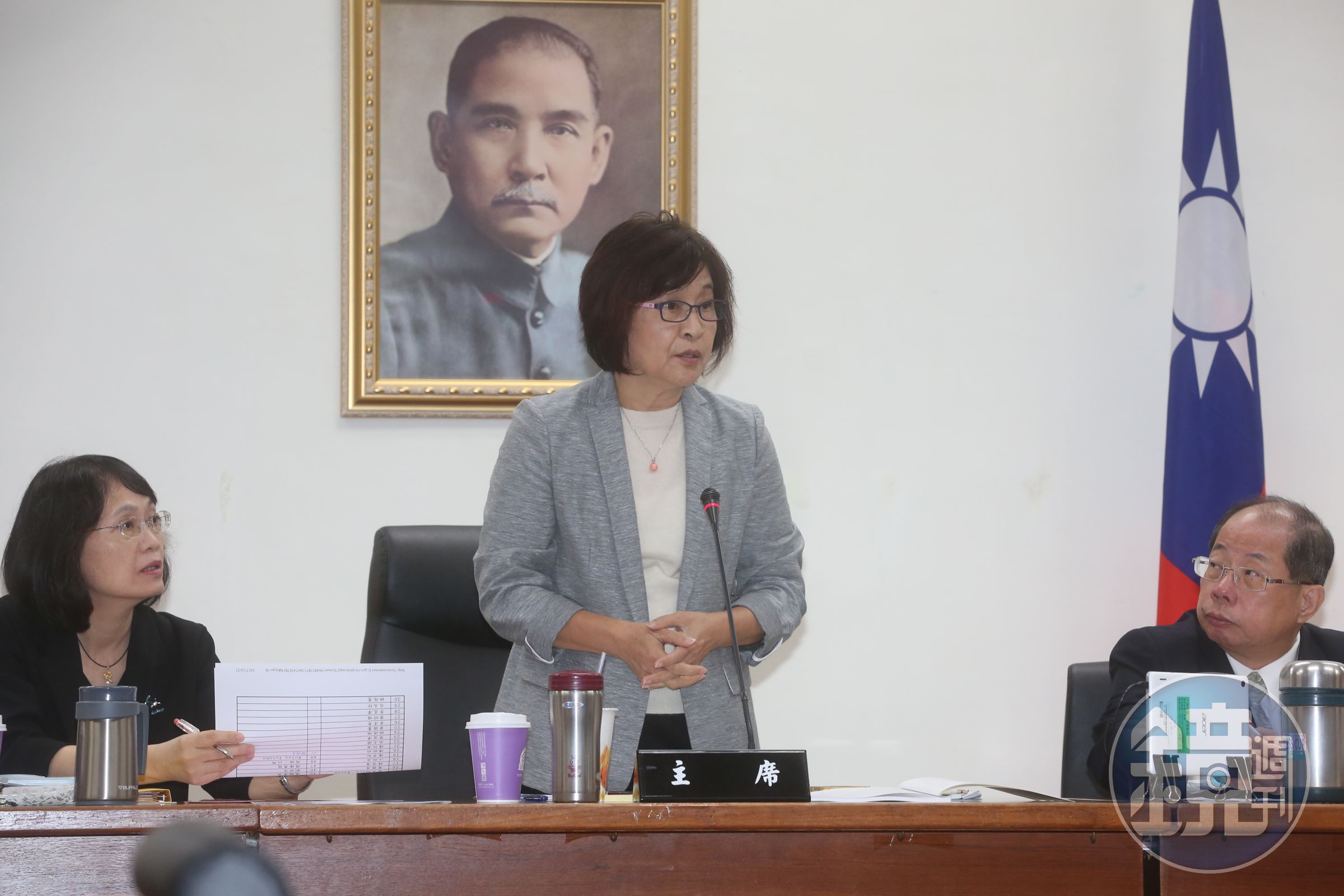 2011年，雲林縣長蘇治芬信誓旦旦地說要拆除張家違法農舍，卻動不了分毫。